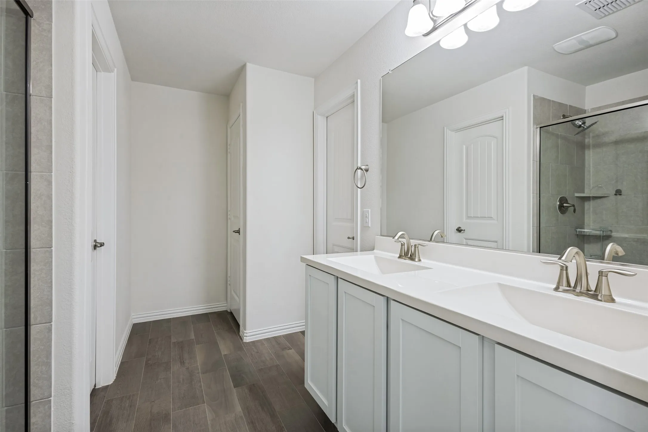 Single Family Residence For Rent in Collin County , 921 Evergreen Street, Princeton, Texas 75407, 4 Bedroom, 2 Bathroom, 2 Garage spaces, 1,999 Sqft, built in 2018, mls#21373899, Real Estate Agent in Princeton, Homes For Rent in Collin county, Homes For Rent in Princeton, Realtor in Princeton Texas, Real Estate Brokerage Independent Realty Texas, Luminita Cordes Realtor