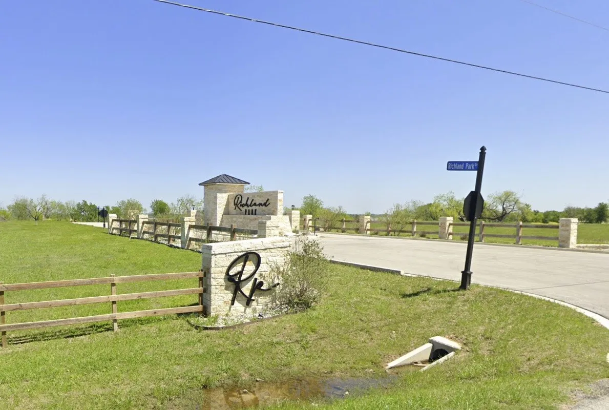 Unimproved Land For Sale in Navarro County , 0 Hwy 637, Corsicana, Texas 75109, 0, 0, Garage spaces, 0 Sqft, built in 0, mls#21373918, Real Estate Agent in Corsicana, Homes For Sale in Navarro county, Homes For Sale in Corsicana, Realtor in Corsicana Texas, Real Estate Brokerage Independent Realty Texas, Luminita Cordes Realtor