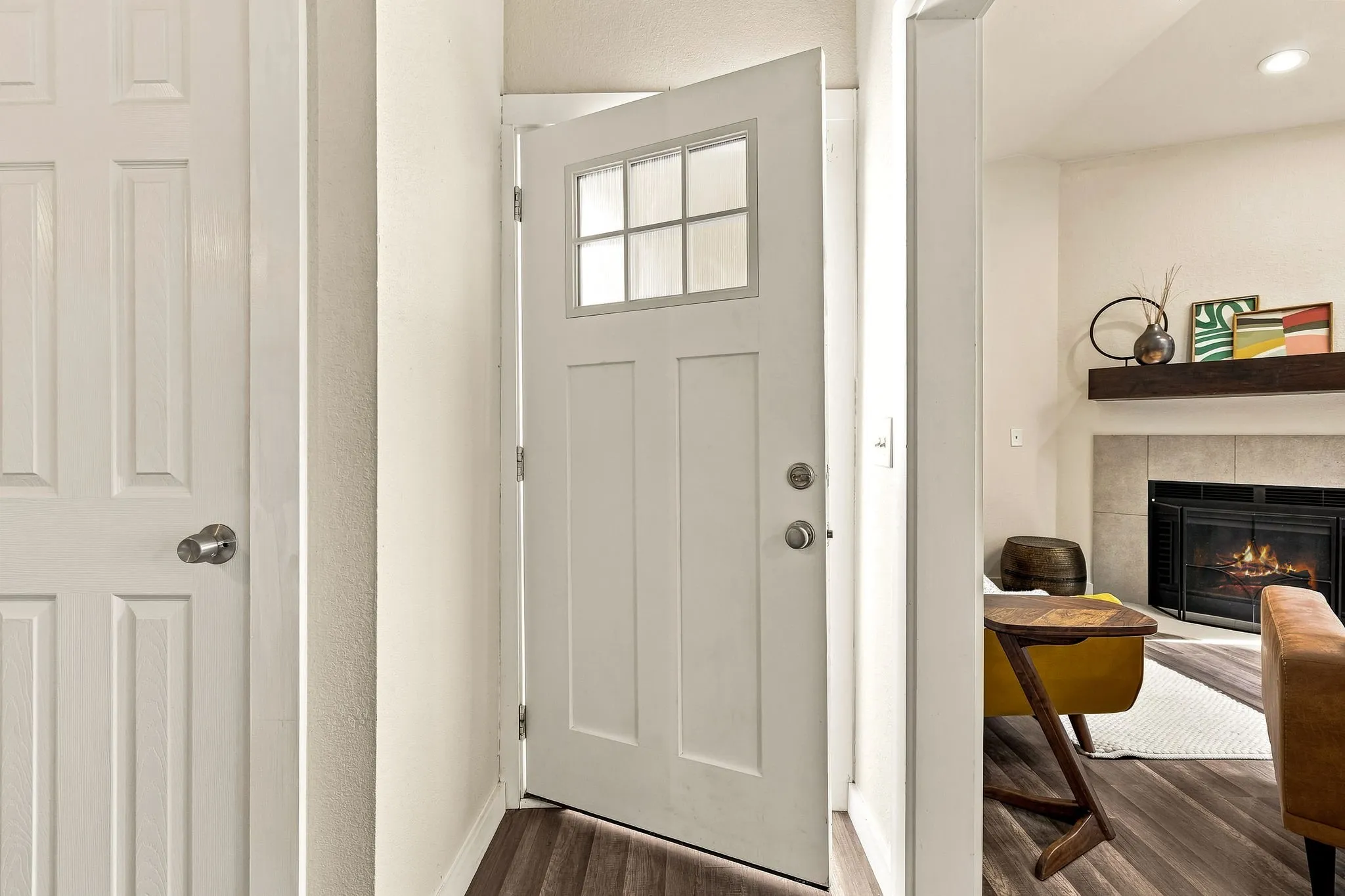 Condominium For Rent in Dallas County , 7340 Skillman Street 1217, Dallas, Texas 75231, 1 Bedroom, 1 Bathroom, 1 Garage spaces, 663 Sqft, built in 1983, mls#21373937, Real Estate Agent in Dallas, Homes For Rent in Dallas county, Homes For Rent in Dallas, Realtor in Dallas Texas, Real Estate Brokerage Independent Realty Texas, Luminita Cordes Realtor