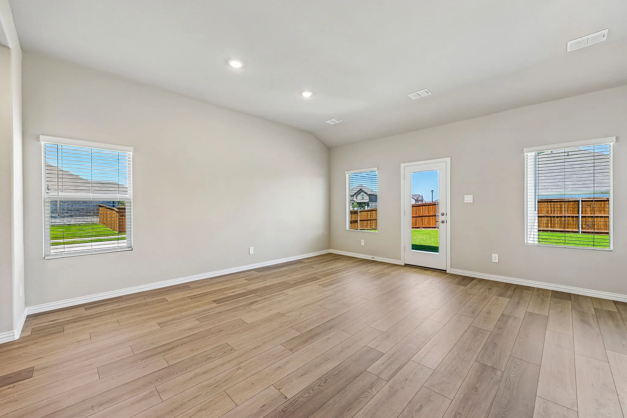Photo is not of the actual home, but is an inspirational photo of builder’s model home and may depict options, furnishings, and/or decorator features that are not included.