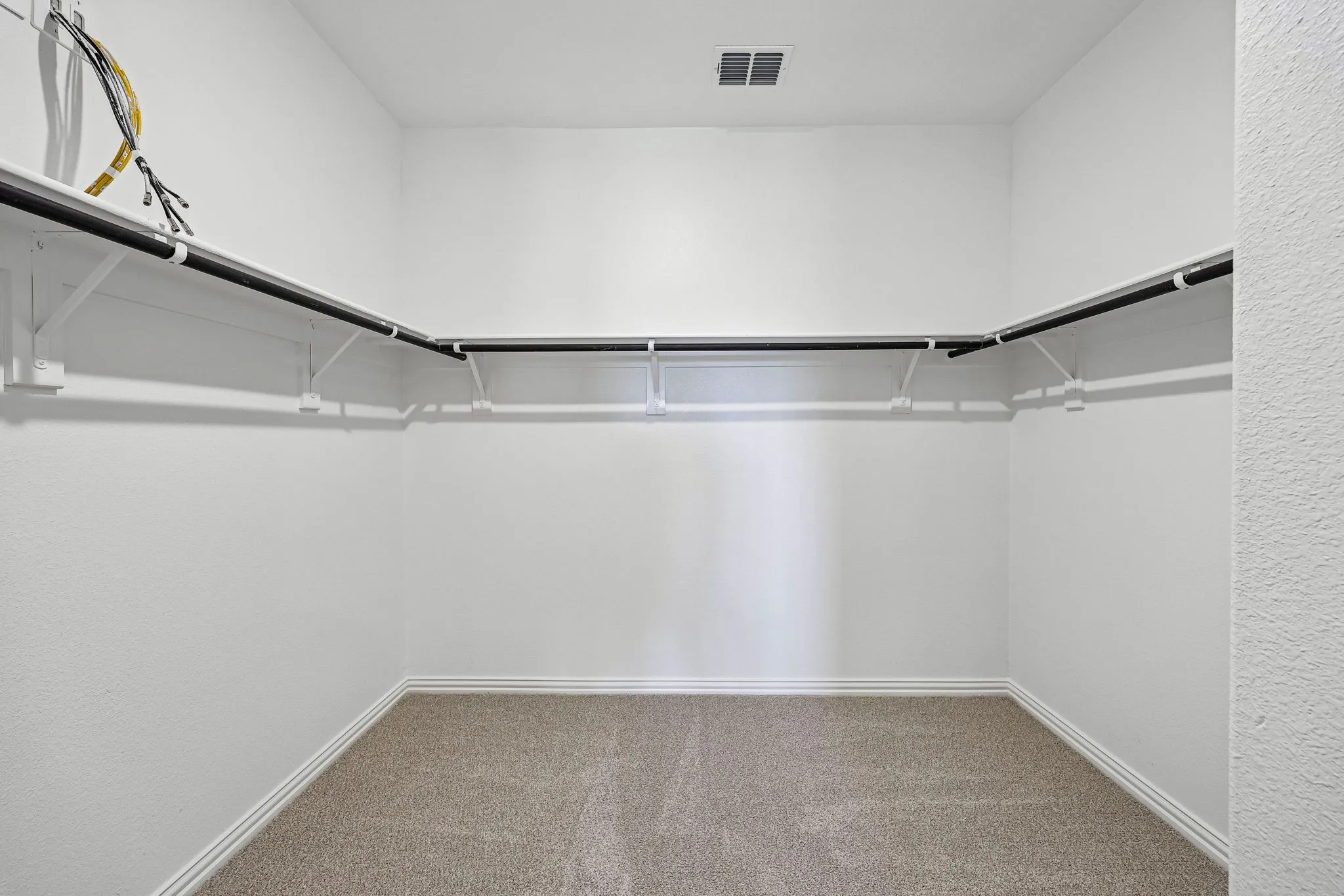 Photo is not of the actual home, but is an inspirational photo of builder’s model home and may depict options, furnishings, and/or decorator features that are not included.