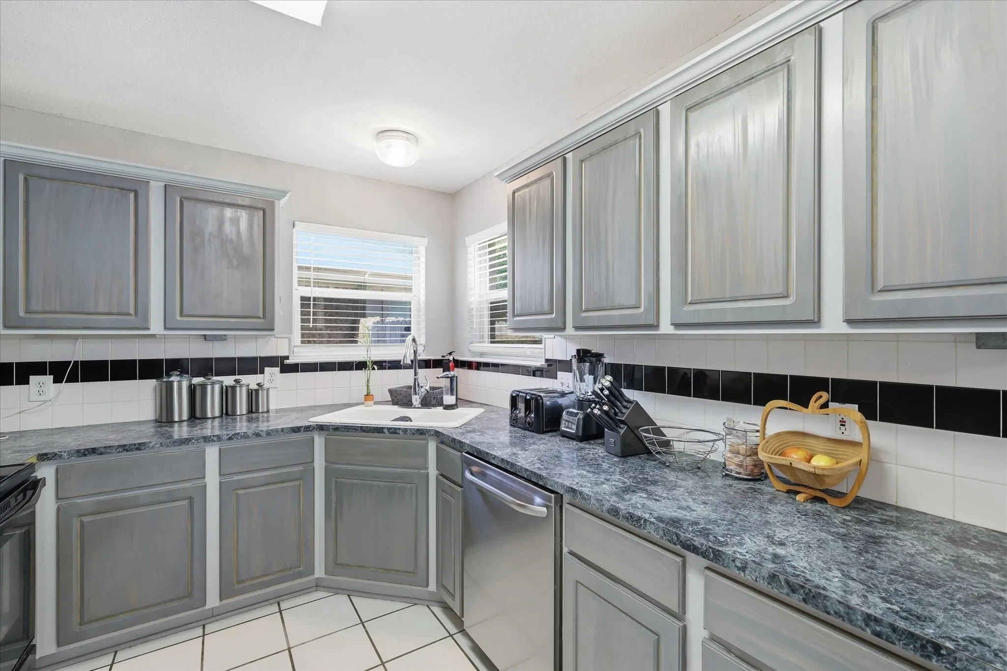 Kitchen has lots of storage space