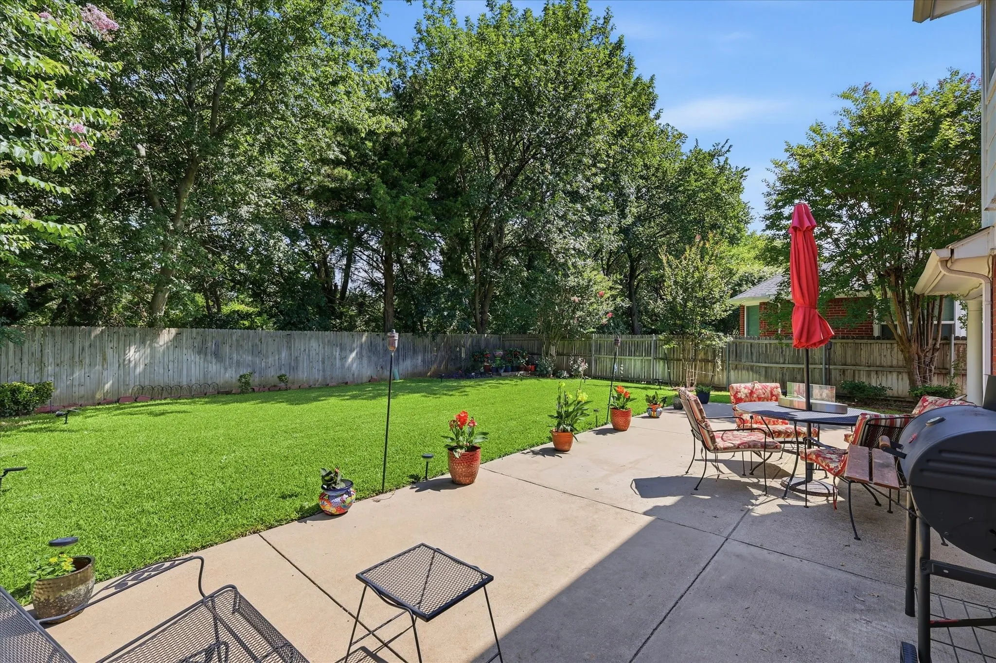 Single Family Residence For Sale in Tarrant County , 3133 Watercress Circle, Arlington, Texas 76012, 4 Bedroom, 3 Bathroom, 2 Garage spaces, 2,219 Sqft, built in 1994, mls#21373834, Real Estate Agent in Arlington, Homes For Sale in Tarrant county, Homes For Sale in Arlington, Realtor in Arlington Texas, Real Estate Brokerage Independent Realty Texas, Luminita Cordes Realtor