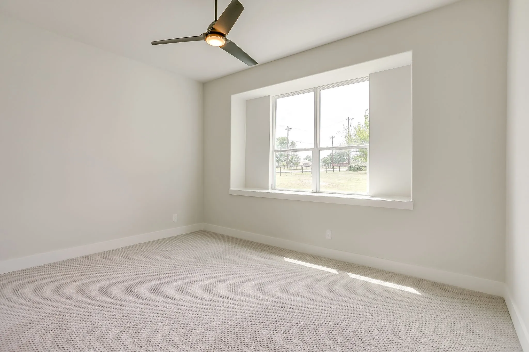 Single Family Residence For Sale in Parker County , 1001 Magnolia Court, Springtown, Texas 76082, 3 Bedroom, 3 Bathroom, 3 Garage spaces, 2,588 Sqft, built in 2025, mls#21373867, Real Estate Agent in Springtown, Homes For Sale in Parker county, Homes For Sale in Springtown, Realtor in Springtown Texas, Real Estate Brokerage Independent Realty Texas, Luminita Cordes Realtor