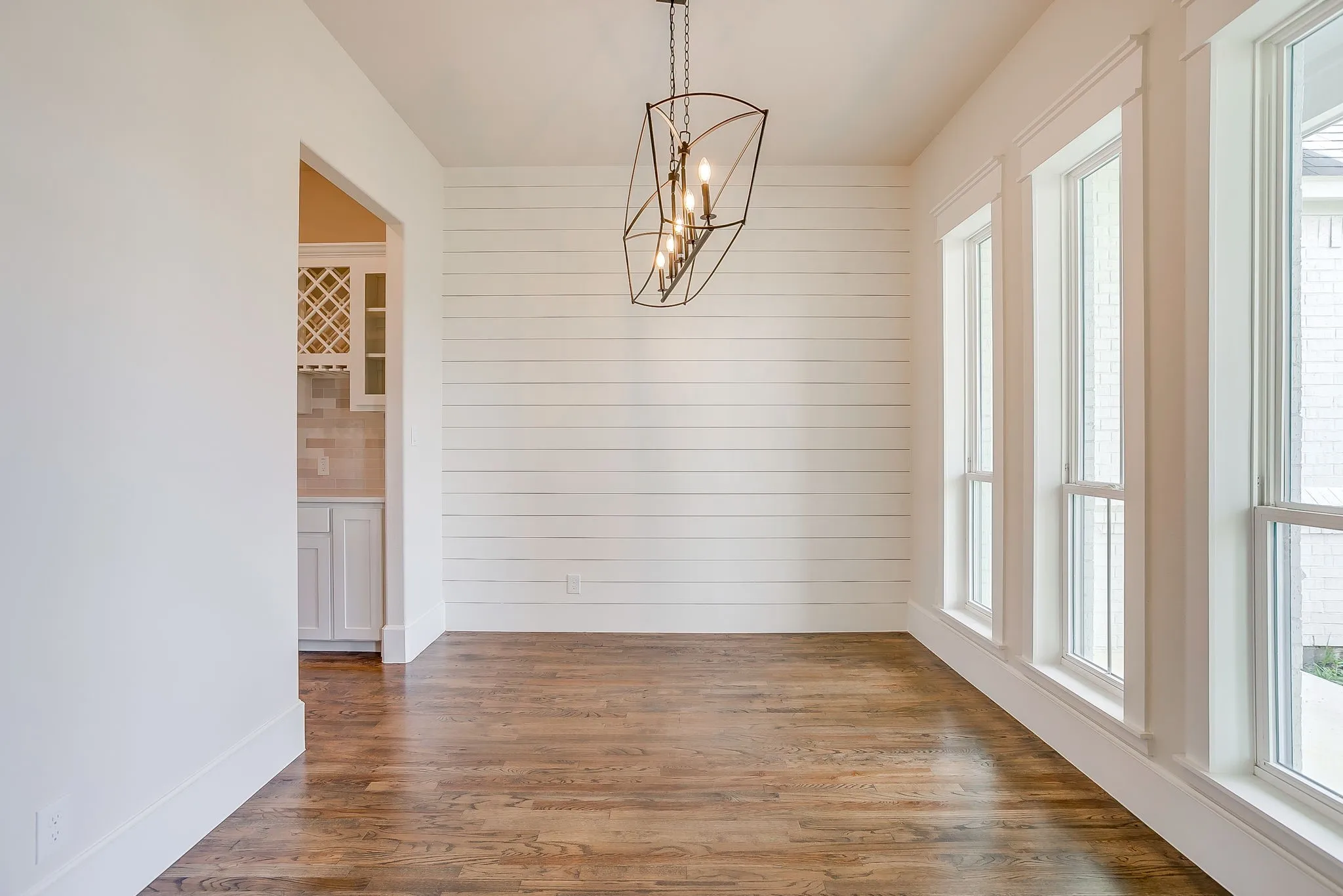 Single Family Residence For Sale in Parker County , 1001 Magnolia Court, Springtown, Texas 76082, 3 Bedroom, 3 Bathroom, 3 Garage spaces, 2,588 Sqft, built in 2025, mls#21373867, Real Estate Agent in Springtown, Homes For Sale in Parker county, Homes For Sale in Springtown, Realtor in Springtown Texas, Real Estate Brokerage Independent Realty Texas, Luminita Cordes Realtor