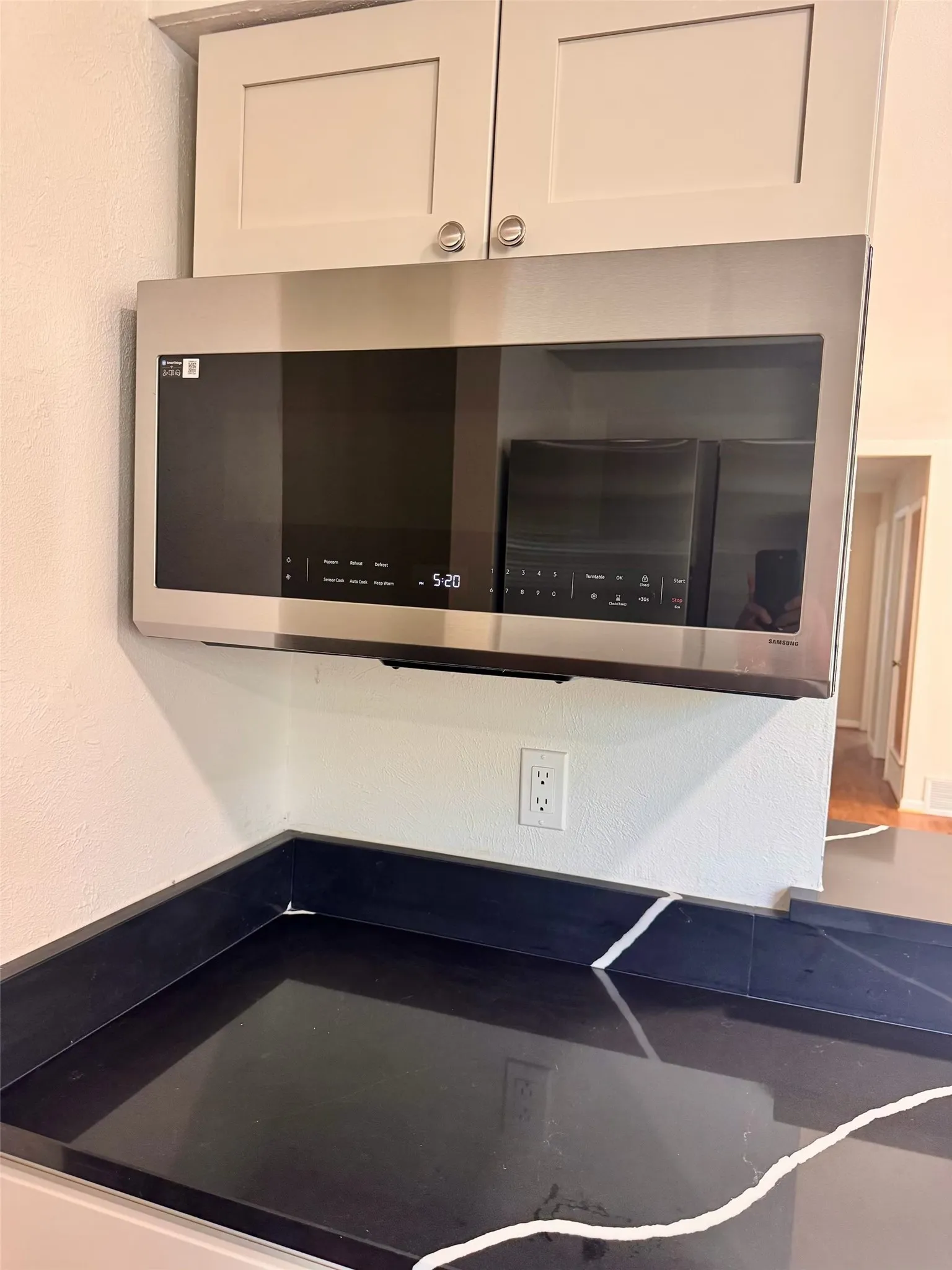 Single Family Residence For Rent in Tarrant County , 1710 Cresthaven Drive, Pantego, Texas 76013, 3 Bedroom, 2 Bathroom, 2 Garage spaces, 1,964 Sqft, built in 1964, mls#21373962, Real Estate Agent in Pantego, Homes For Rent in Tarrant county, Homes For Rent in Pantego, Realtor in Pantego Texas, Real Estate Brokerage Independent Realty Texas, Luminita Cordes Realtor