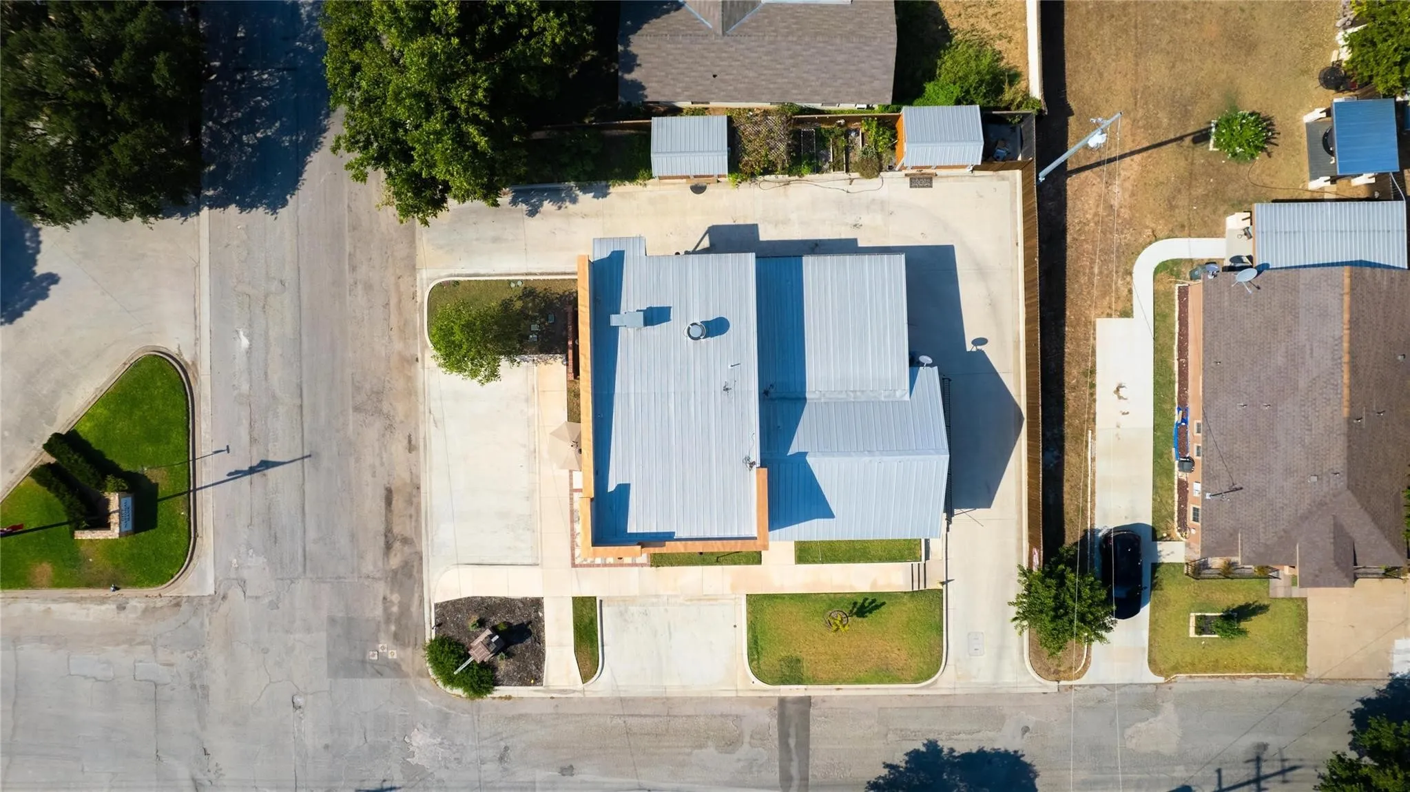 Business For Sale in San Saba County , 301 E Brown Street, San Saba, Texas 76877, 0, 0, Garage spaces, 0 Sqft, built in 2018, mls#21373968, Real Estate Agent in San Saba, Homes For Sale in San Saba county, Homes For Sale in San Saba, Realtor in San Saba Texas, Real Estate Brokerage Independent Realty Texas, Luminita Cordes Realtor