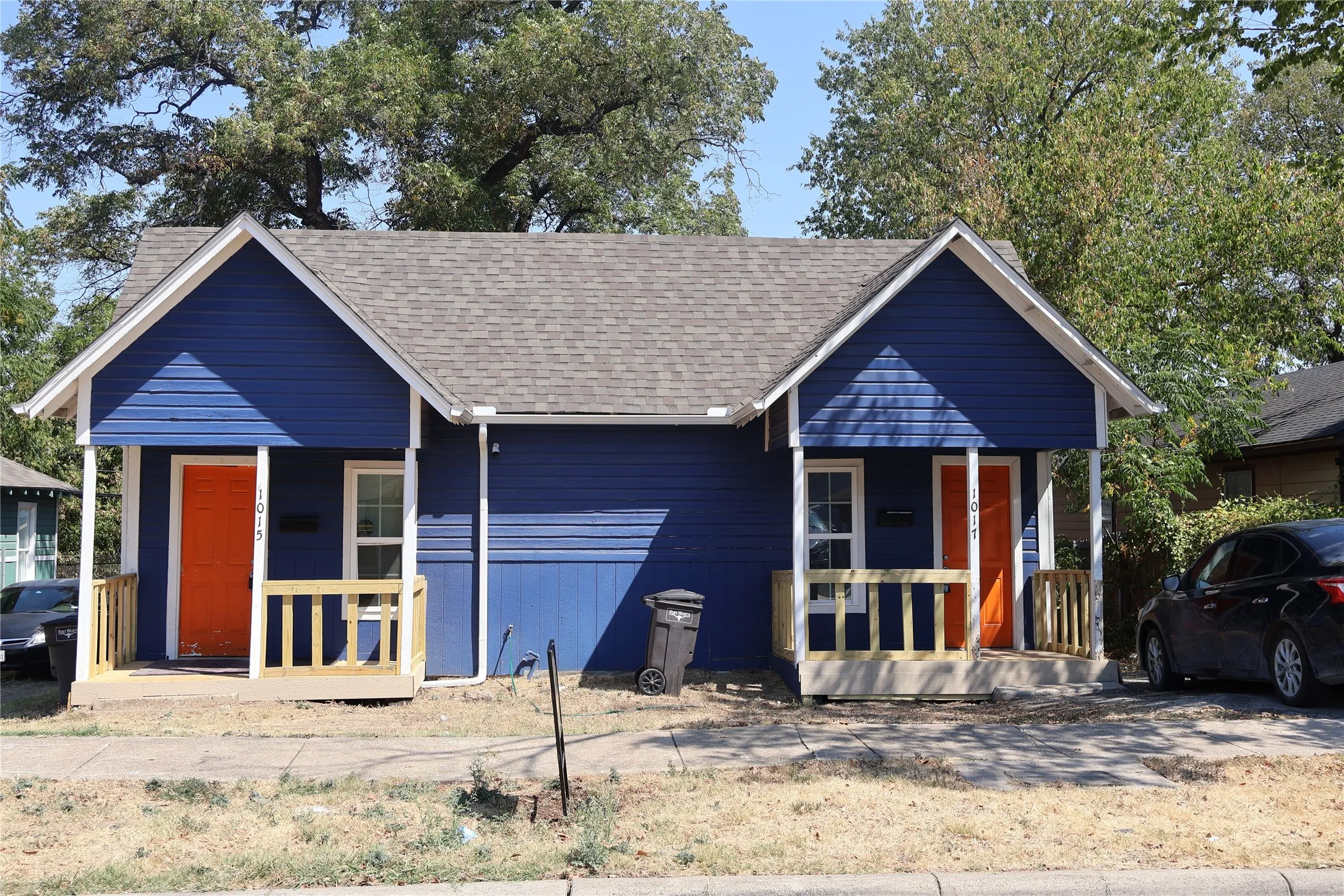 Duplex For Rent in Tarrant County , 1017 E Cannon Street, Fort Worth, Texas 76104, 2 Bedroom, 1 Bathroom, Garage spaces, 672 Sqft, built in 1937, mls#21373969, Real Estate Agent in Fort Worth, Homes For Rent in Tarrant county, Homes For Rent in Fort Worth, Realtor in Fort Worth Texas, Real Estate Brokerage Independent Realty Texas, Luminita Cordes Realtor