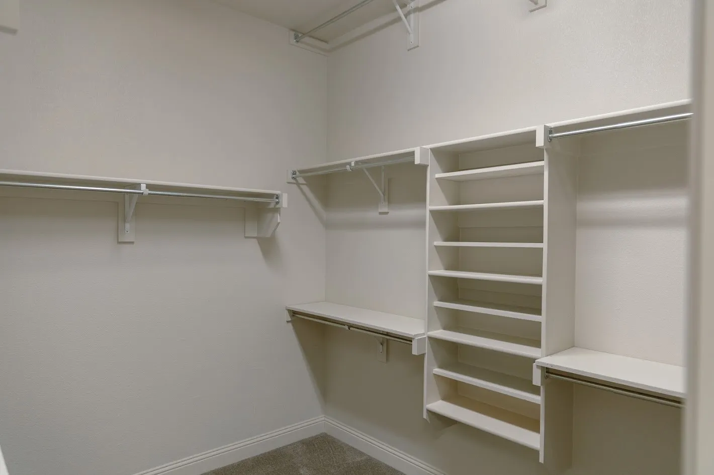 Single Family Residence For Rent in Denton County , 2417 Mare Road, Carrollton, Texas 75010, 4 Bedroom, 4 Bathroom, 2 Garage spaces, 4,075 Sqft, built in 2017, mls#21372820, Real Estate Agent in Carrollton, Homes For Rent in Denton county, Homes For Rent in Carrollton, Realtor in Carrollton Texas, Real Estate Brokerage Independent Realty Texas, Luminita Cordes Realtor