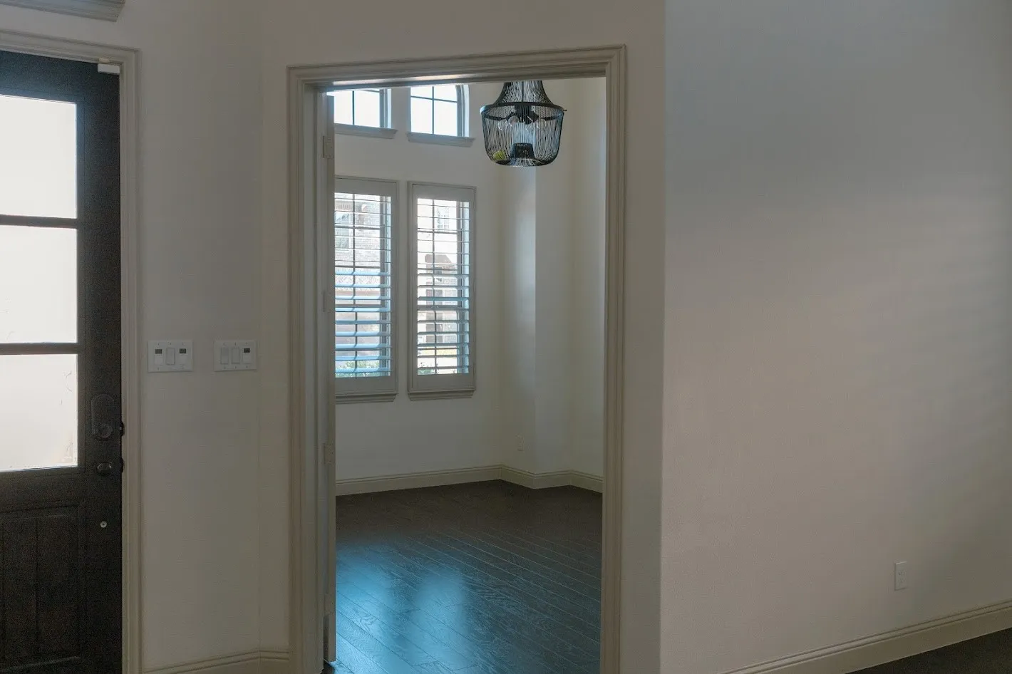 Single Family Residence For Rent in Denton County , 2417 Mare Road, Carrollton, Texas 75010, 4 Bedroom, 4 Bathroom, 2 Garage spaces, 4,075 Sqft, built in 2017, mls#21372820, Real Estate Agent in Carrollton, Homes For Rent in Denton county, Homes For Rent in Carrollton, Realtor in Carrollton Texas, Real Estate Brokerage Independent Realty Texas, Luminita Cordes Realtor