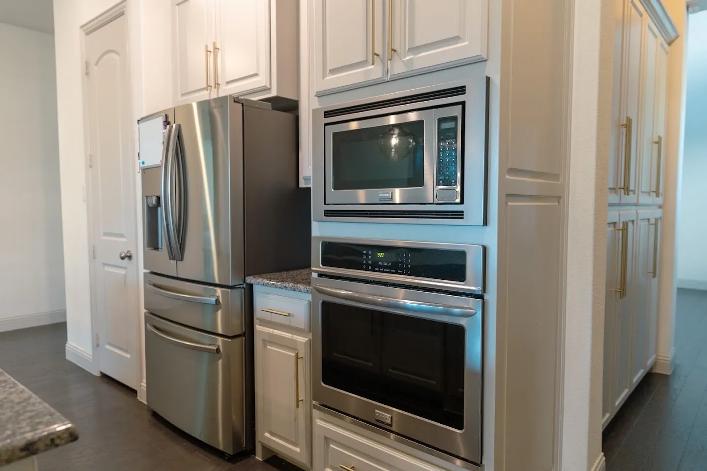 Single Family Residence For Rent in Denton County , 2417 Mare Road, Carrollton, Texas 75010, 4 Bedroom, 4 Bathroom, 2 Garage spaces, 4,075 Sqft, built in 2017, mls#21372820, Real Estate Agent in Carrollton, Homes For Rent in Denton county, Homes For Rent in Carrollton, Realtor in Carrollton Texas, Real Estate Brokerage Independent Realty Texas, Luminita Cordes Realtor