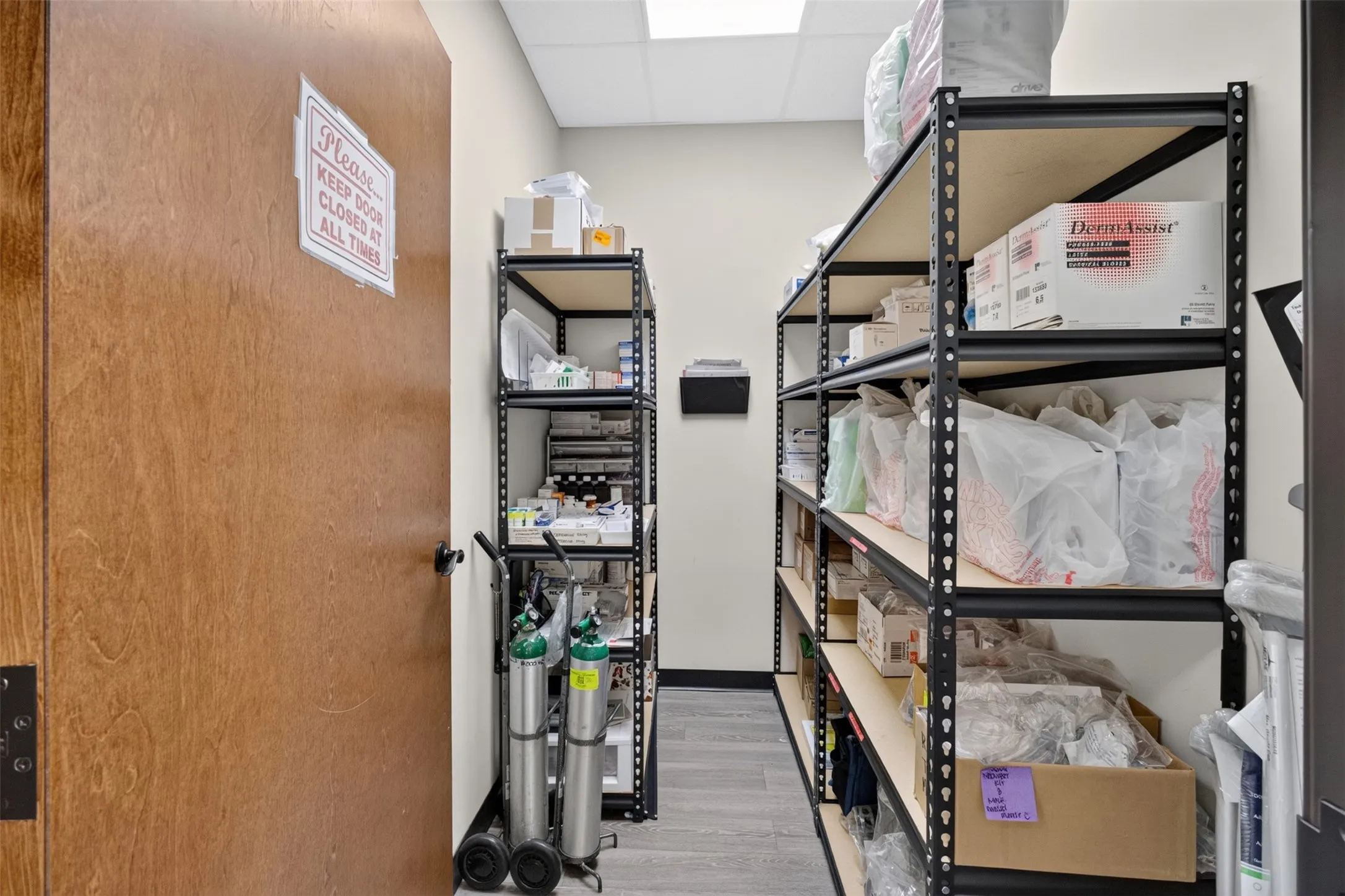 STORAGE ROOM