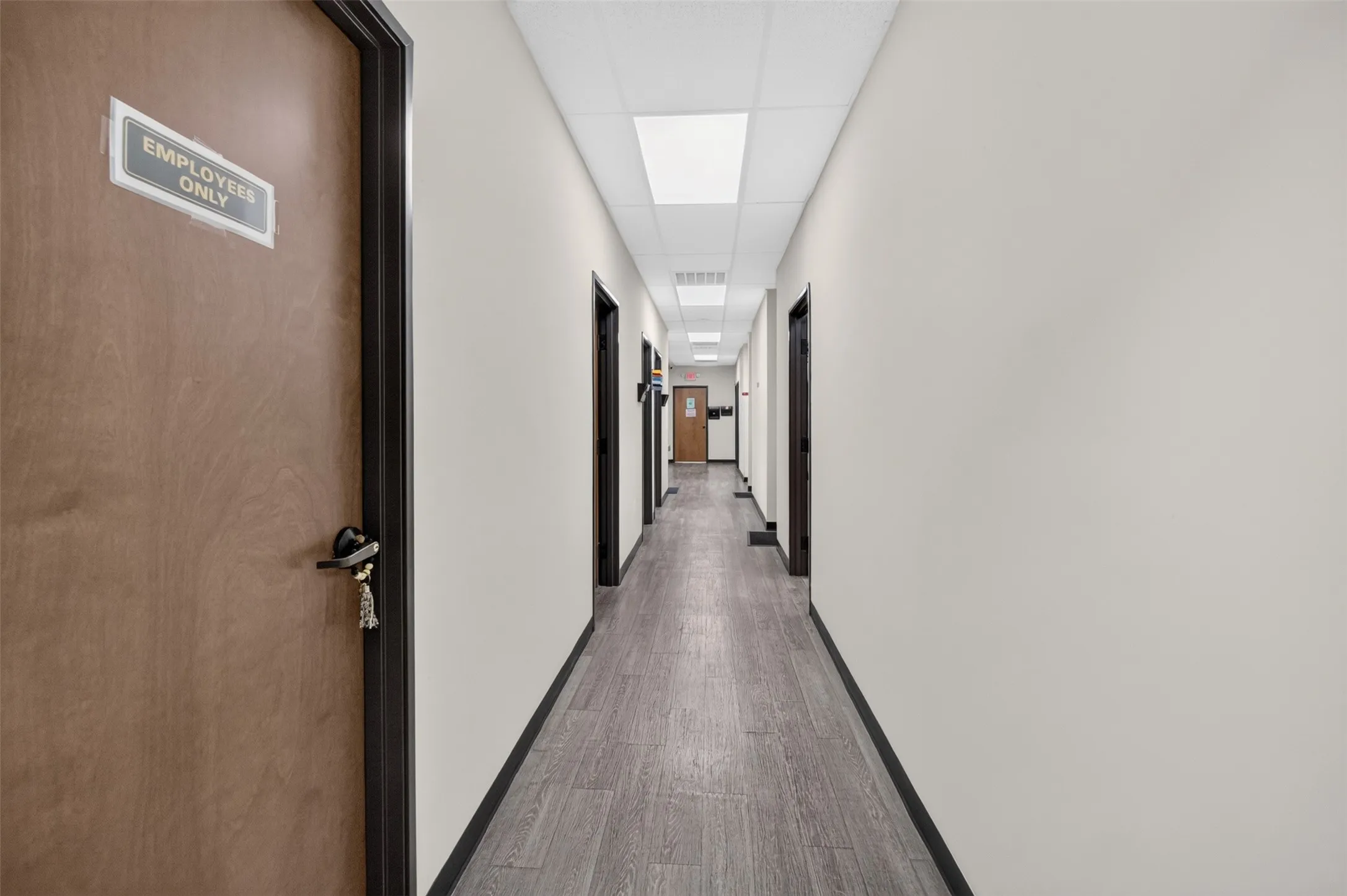 HALLWAY TO THE EXAMINING ROOMS