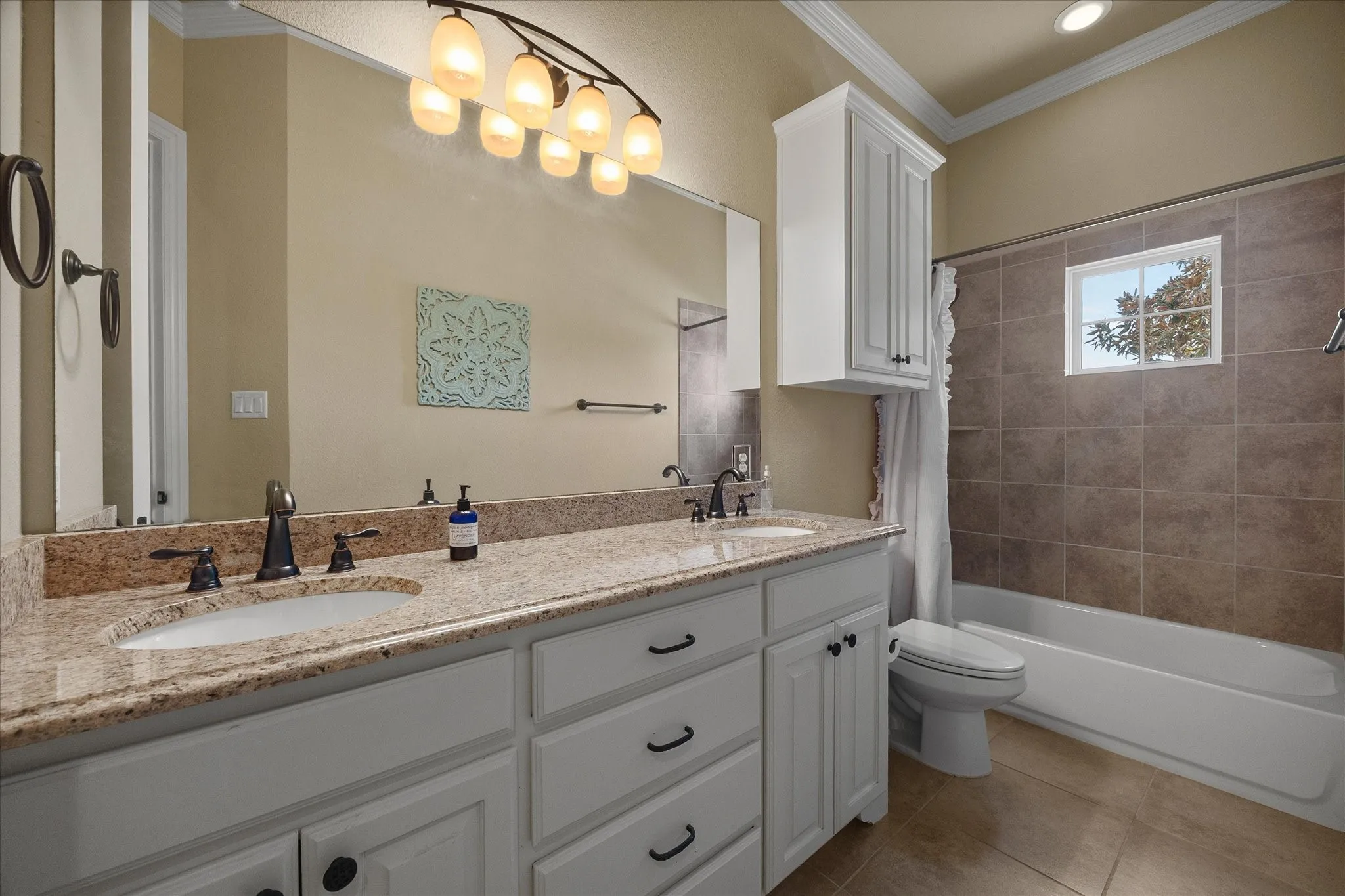 Single Family Residence For Sale in Rockwall County , 1700 Bison Meadow Lane, Heath, Texas 75032, 4 Bedroom, 5 Bathroom, 5 Garage spaces, 5,995 Sqft, built in 2014, mls#21365513, Real Estate Agent in Heath, Homes For Sale in Rockwall county, Homes For Sale in Heath, Realtor in Heath Texas, Real Estate Brokerage Independent Realty Texas, Luminita Cordes Realtor