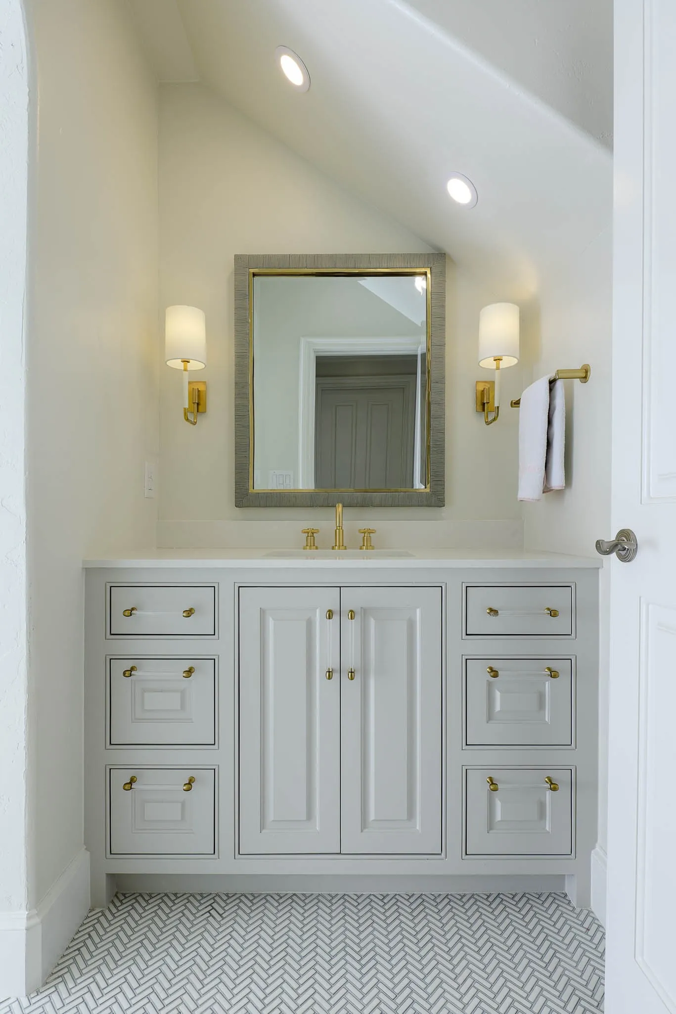 Secondary bathroom