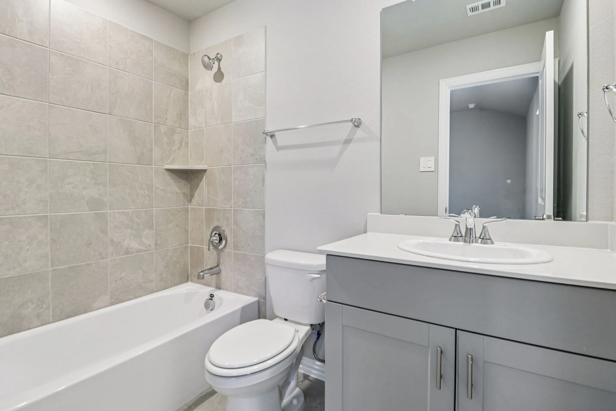 Photo is not of the actual home, but is an inspirational photo of builder’s model home and may depict options, furnishings, and/or decorator features that are not included.