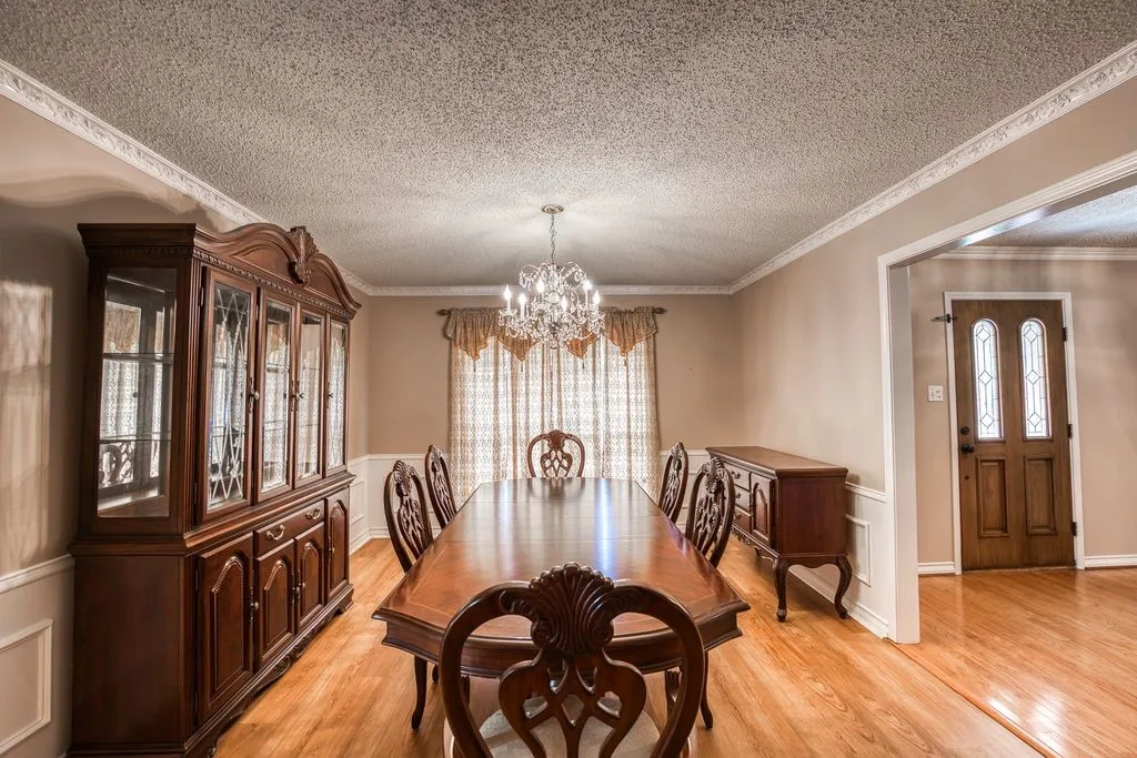 Single Family Residence For Sale in Anderson County , 2299 Farm to Market 2574, Palestine, Texas 75803, 3 Bedroom, 3 Bathroom, 2 Garage spaces, 2,822 Sqft, built in 1993, mls#21373989, Real Estate Agent in Palestine, Homes For Sale in Anderson county, Homes For Sale in Palestine, Realtor in Palestine Texas, Real Estate Brokerage Independent Realty Texas, Luminita Cordes Realtor