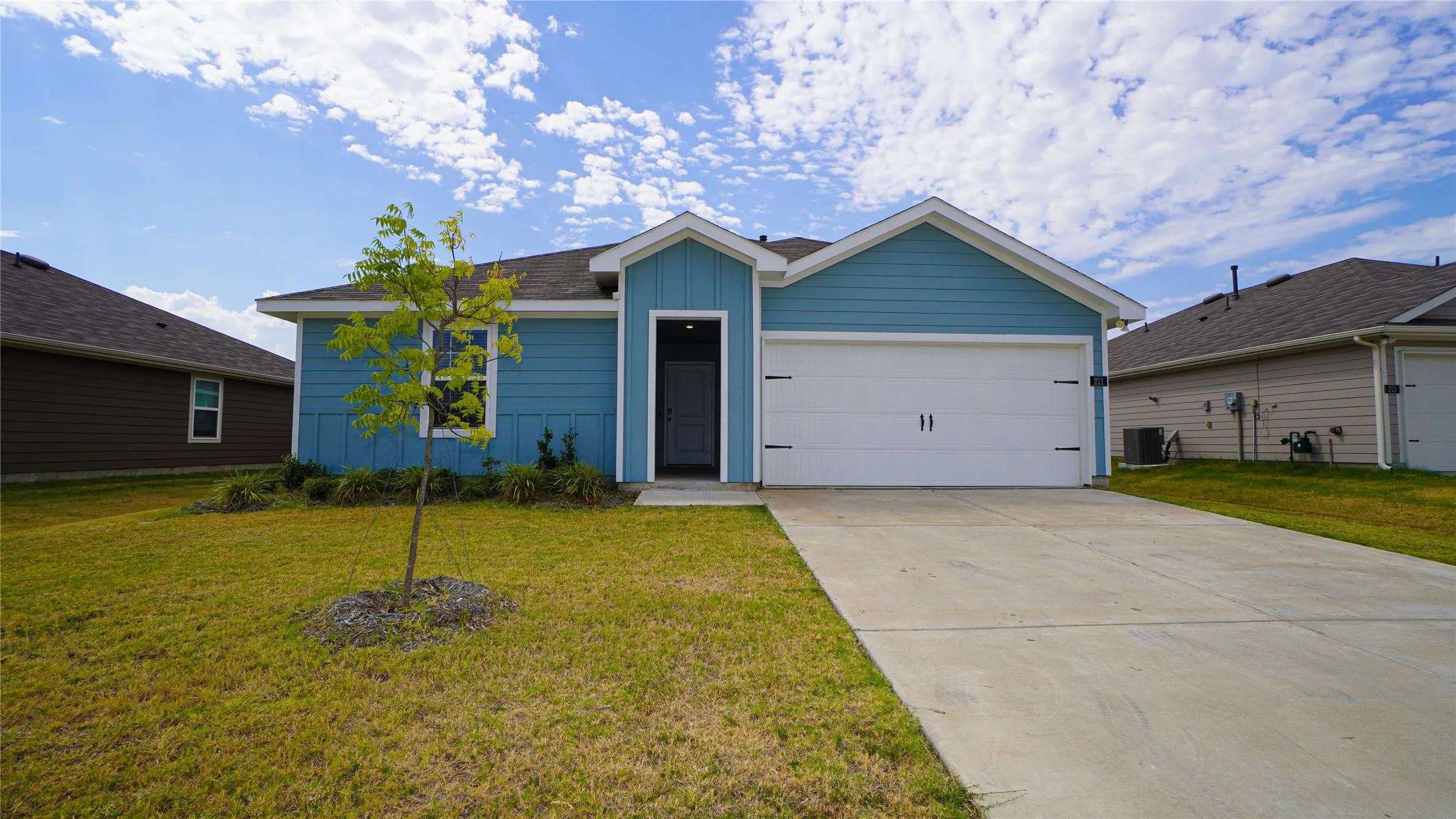 Single Family Residence For Rent in Collin County , 211 Wrought Iron Drive, Nevada, Texas 75173, 3 Bedroom, 2 Bathroom, 2 Garage spaces, 1,398 Sqft, built in 2024, mls#21370444, Real Estate Agent in Nevada, Homes For Rent in Collin county, Homes For Rent in Nevada, Realtor in Nevada Texas, Real Estate Brokerage Independent Realty Texas, Luminita Cordes Realtor