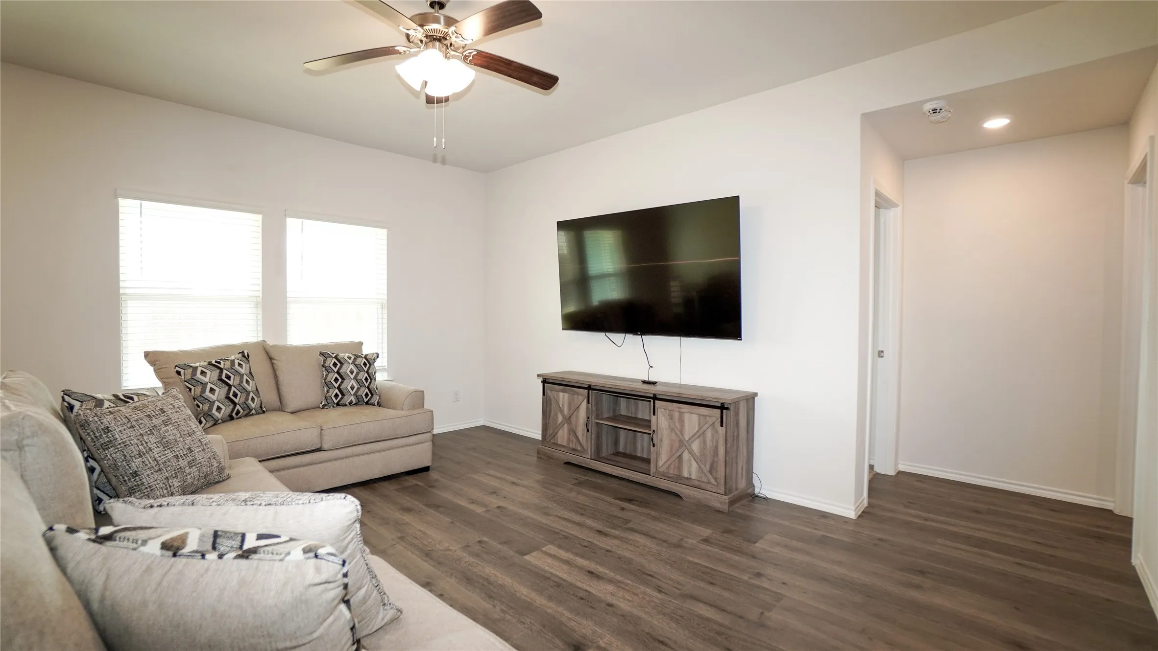 Single Family Residence For Rent in Collin County , 211 Wrought Iron Drive, Nevada, Texas 75173, 3 Bedroom, 2 Bathroom, 2 Garage spaces, 1,398 Sqft, built in 2024, mls#21370444, Real Estate Agent in Nevada, Homes For Rent in Collin county, Homes For Rent in Nevada, Realtor in Nevada Texas, Real Estate Brokerage Independent Realty Texas, Luminita Cordes Realtor