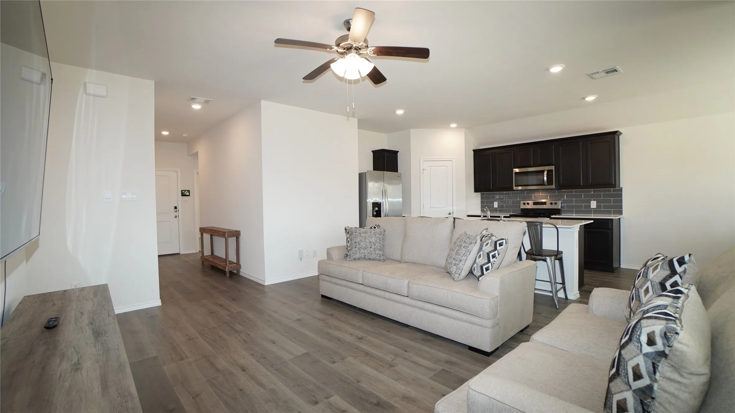 Single Family Residence For Rent in Collin County , 211 Wrought Iron Drive, Nevada, Texas 75173, 3 Bedroom, 2 Bathroom, 2 Garage spaces, 1,398 Sqft, built in 2024, mls#21370444, Real Estate Agent in Nevada, Homes For Rent in Collin county, Homes For Rent in Nevada, Realtor in Nevada Texas, Real Estate Brokerage Independent Realty Texas, Luminita Cordes Realtor