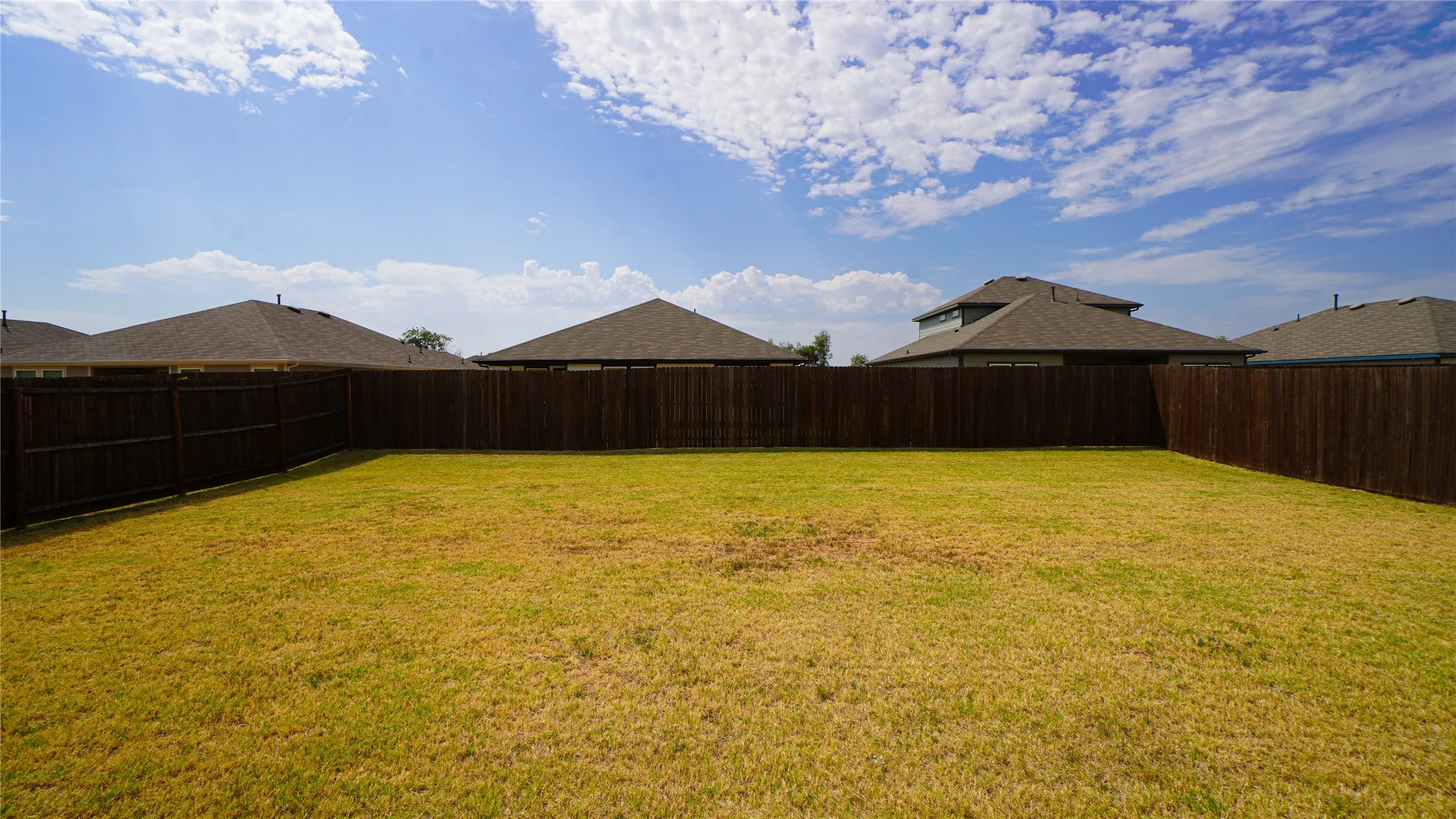 Single Family Residence For Rent in Collin County , 211 Wrought Iron Drive, Nevada, Texas 75173, 3 Bedroom, 2 Bathroom, 2 Garage spaces, 1,398 Sqft, built in 2024, mls#21370444, Real Estate Agent in Nevada, Homes For Rent in Collin county, Homes For Rent in Nevada, Realtor in Nevada Texas, Real Estate Brokerage Independent Realty Texas, Luminita Cordes Realtor