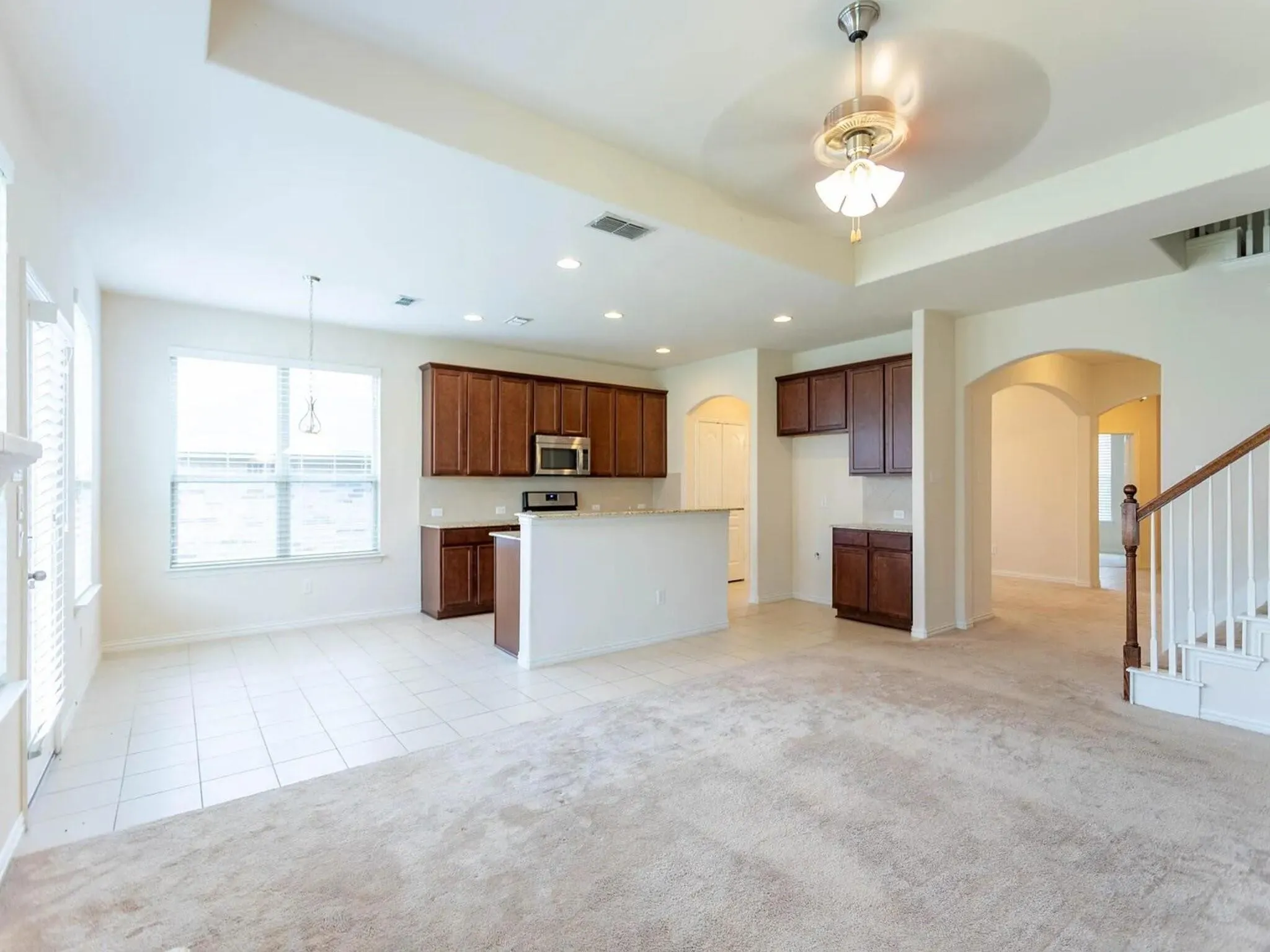 Single Family Residence For Rent in Denton County , 2601 N Sun Creek Drive, Little Elm, Texas 75066, 4 Bedroom, 3 Bathroom, 2 Garage spaces, 2,376 Sqft, built in 2016, mls#21374002, Real Estate Agent in Little Elm, Homes For Rent in Denton county, Homes For Rent in Little Elm, Realtor in Little Elm Texas, Real Estate Brokerage Independent Realty Texas, Luminita Cordes Realtor