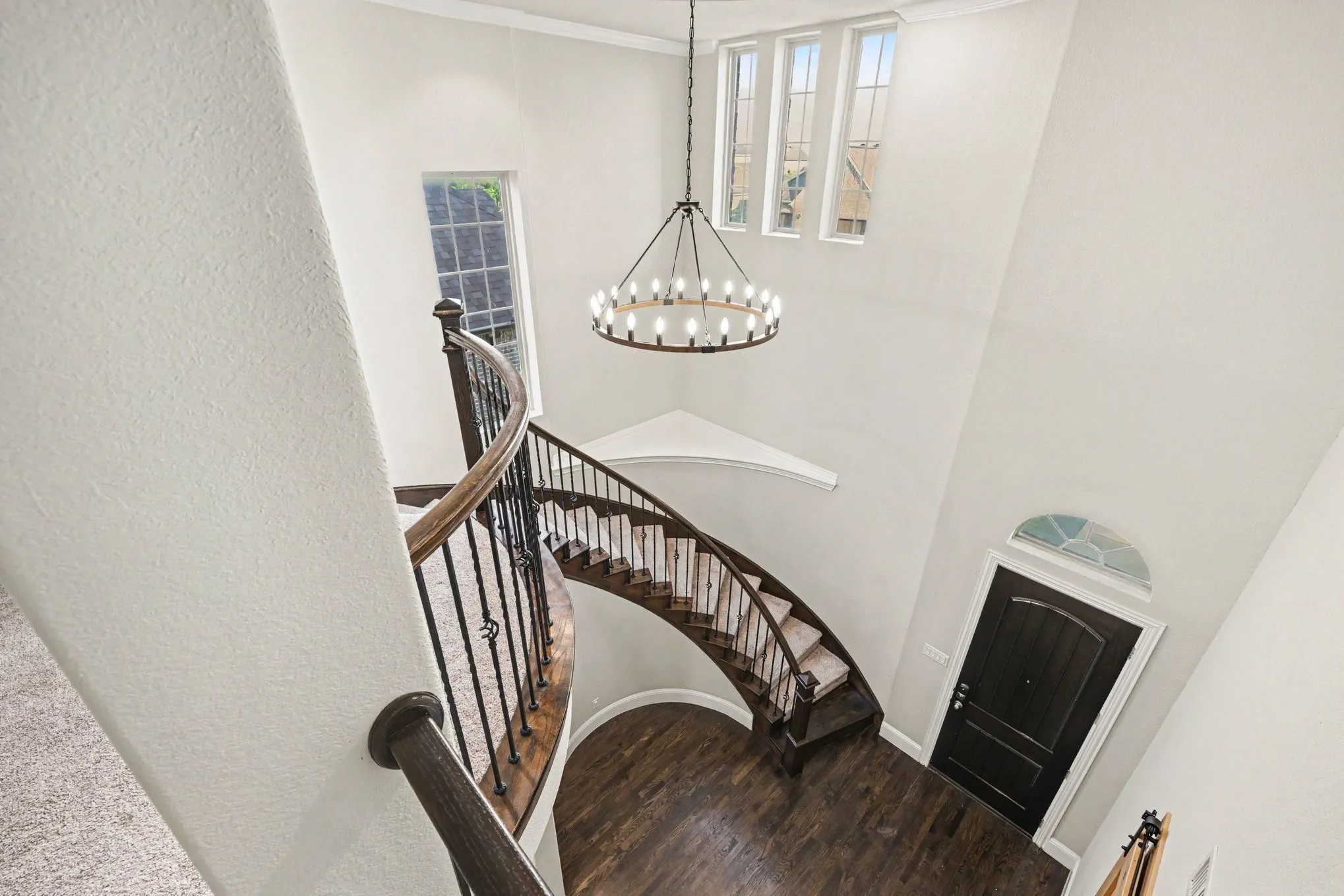 Single Family Residence For Sale in Denton County , 1616 Canals Drive, Little Elm, Texas 75068, 4 Bedroom, 4 Bathroom, 2 Garage spaces, 4,066 Sqft, built in 2017, mls#21373252, Real Estate Agent in Little Elm, Homes For Sale in Denton county, Homes For Sale in Little Elm, Realtor in Little Elm Texas, Real Estate Brokerage Independent Realty Texas, Luminita Cordes Realtor