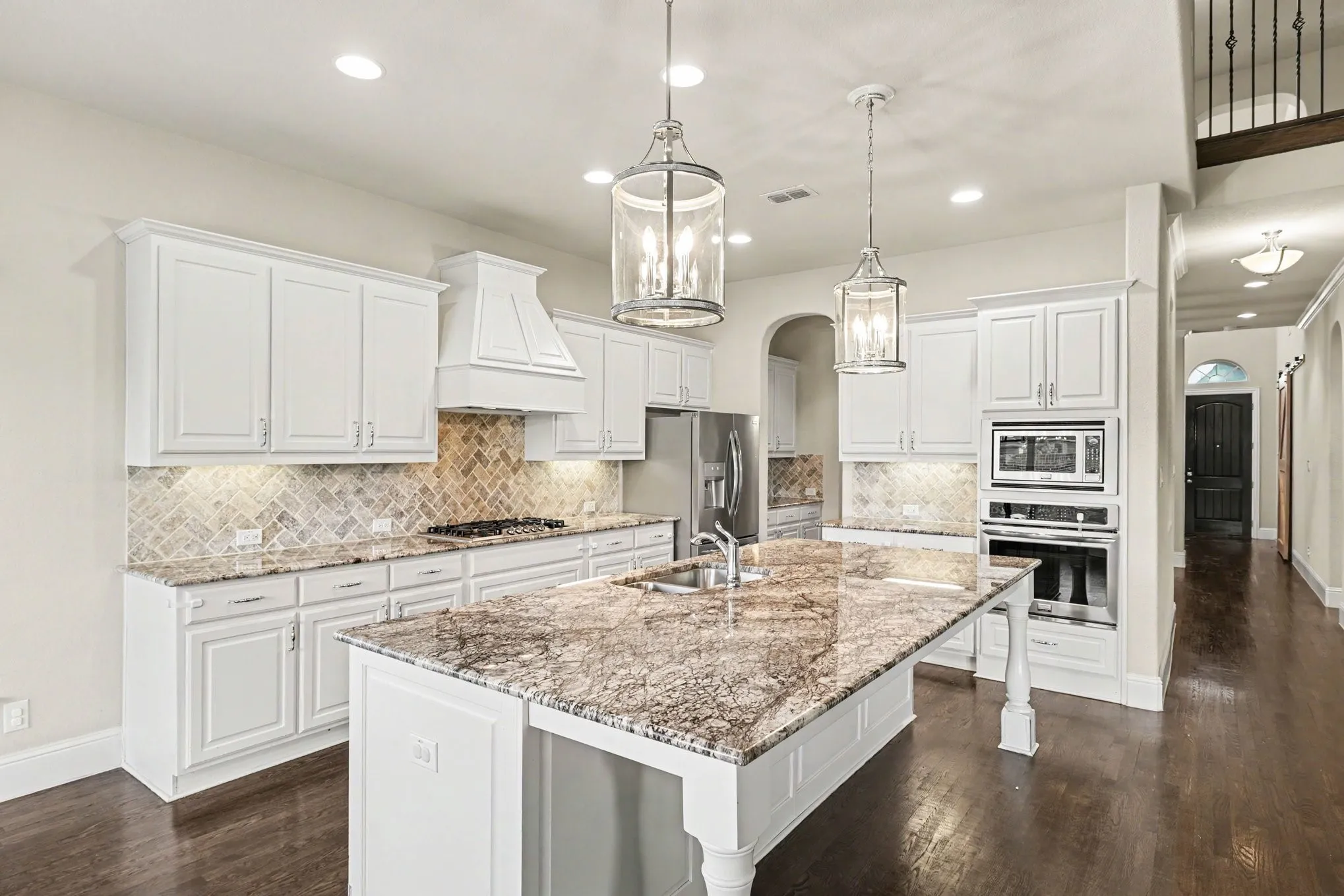 Single Family Residence For Sale in Denton County , 1616 Canals Drive, Little Elm, Texas 75068, 4 Bedroom, 4 Bathroom, 2 Garage spaces, 4,066 Sqft, built in 2017, mls#21373252, Real Estate Agent in Little Elm, Homes For Sale in Denton county, Homes For Sale in Little Elm, Realtor in Little Elm Texas, Real Estate Brokerage Independent Realty Texas, Luminita Cordes Realtor