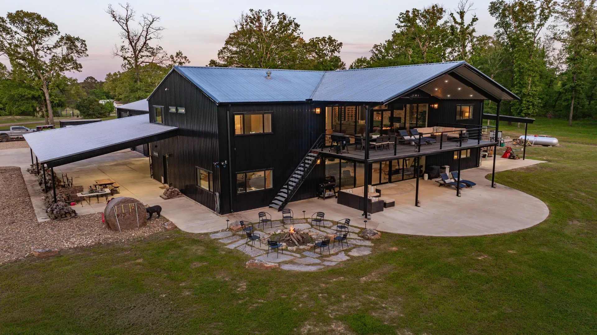 Farm For Sale in Bowie County , 8324 Fm 44 E, Simms, Texas 75574, 5 Bedroom, 8 Bathroom, 7 Garage spaces, 7,400 Sqft, built in 2024, mls#21374003, Real Estate Agent in Simms, Homes For Sale in Bowie county, Homes For Sale in Simms, Realtor in Simms Texas, Real Estate Brokerage Independent Realty Texas, Luminita Cordes Realtor