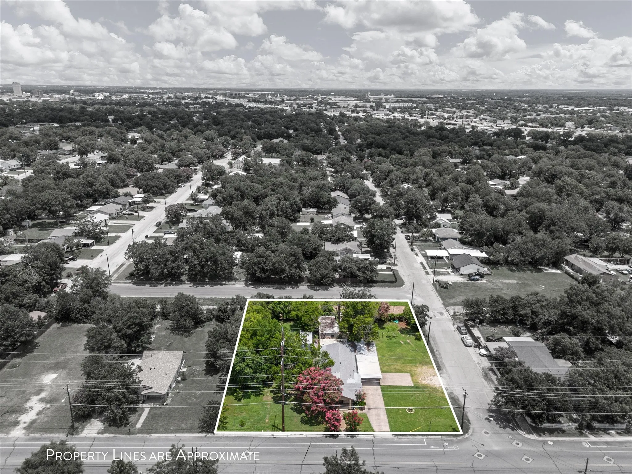 3 contiguous lots on a corner in one of Waco's most desirable locations.