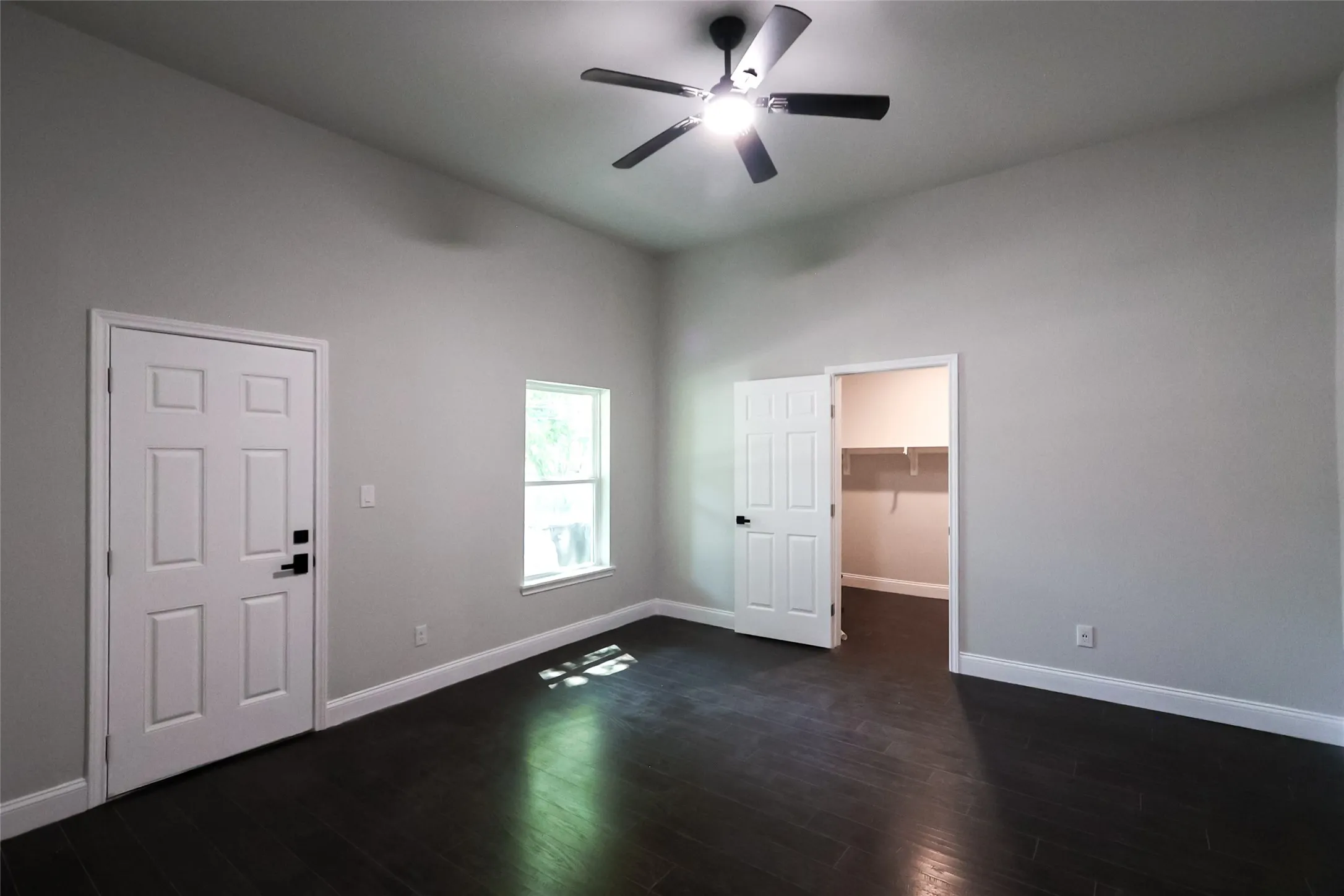 Single Family Residence For Rent in Hunt County , 2303 Walworth Street, Greenville, Texas 75401, 2 Bedroom, 2 Bathroom, 1 Garage spaces, 1,406 Sqft, built in 1913, mls#21374018, Real Estate Agent in Greenville, Homes For Rent in Hunt county, Homes For Rent in Greenville, Realtor in Greenville Texas, Real Estate Brokerage Independent Realty Texas, Luminita Cordes Realtor