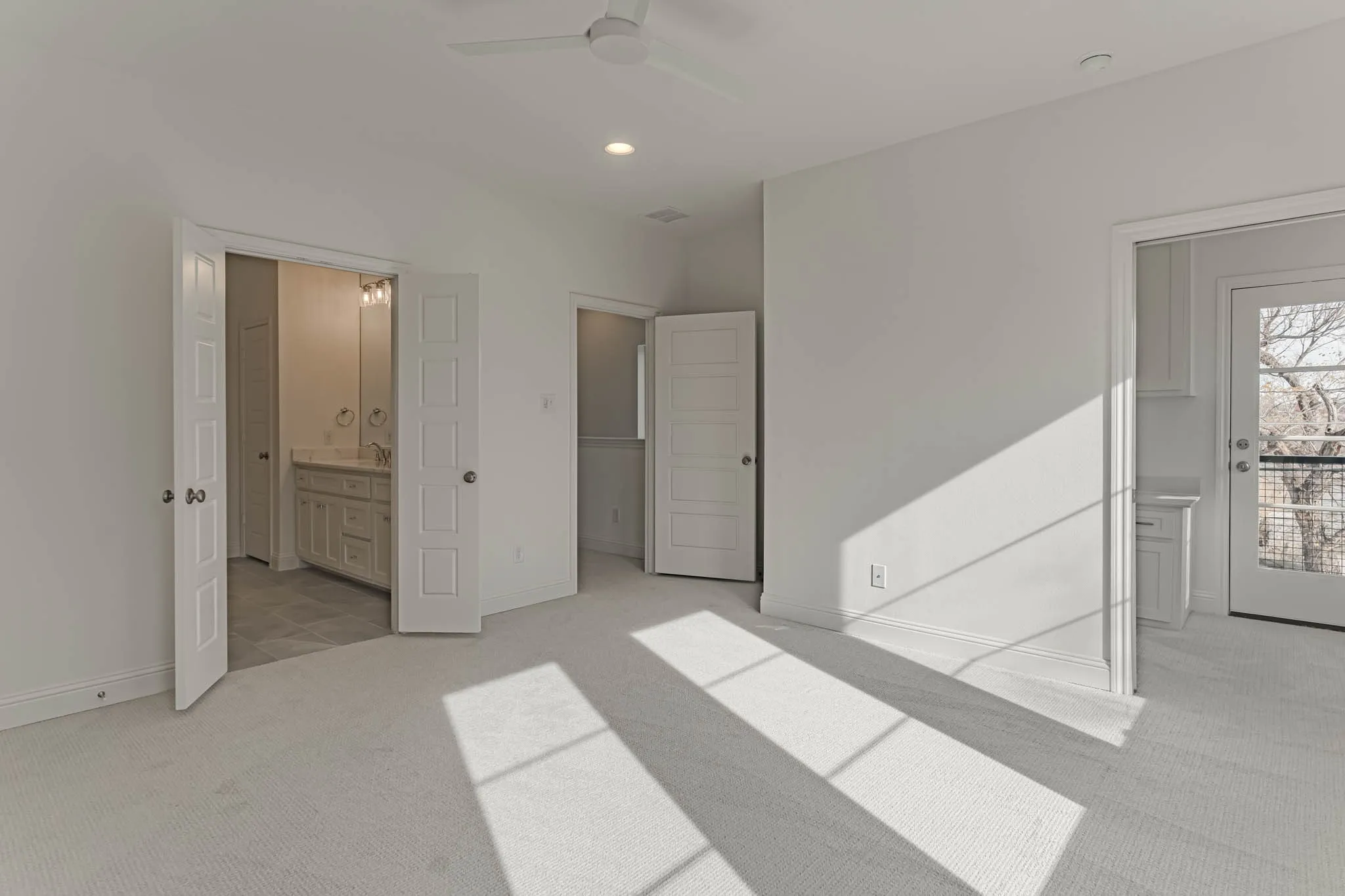 Townhouse For Sale in Tarrant County , 340 Nursery Lane, Fort Worth, Texas 76114, 3 Bedroom, 3 Bathroom, 2 Garage spaces, 2,053 Sqft, built in 2026, mls#21374033, Real Estate Agent in Fort Worth, Homes For Sale in Tarrant county, Homes For Sale in Fort Worth, Realtor in Fort Worth Texas, Real Estate Brokerage Independent Realty Texas, Luminita Cordes Realtor