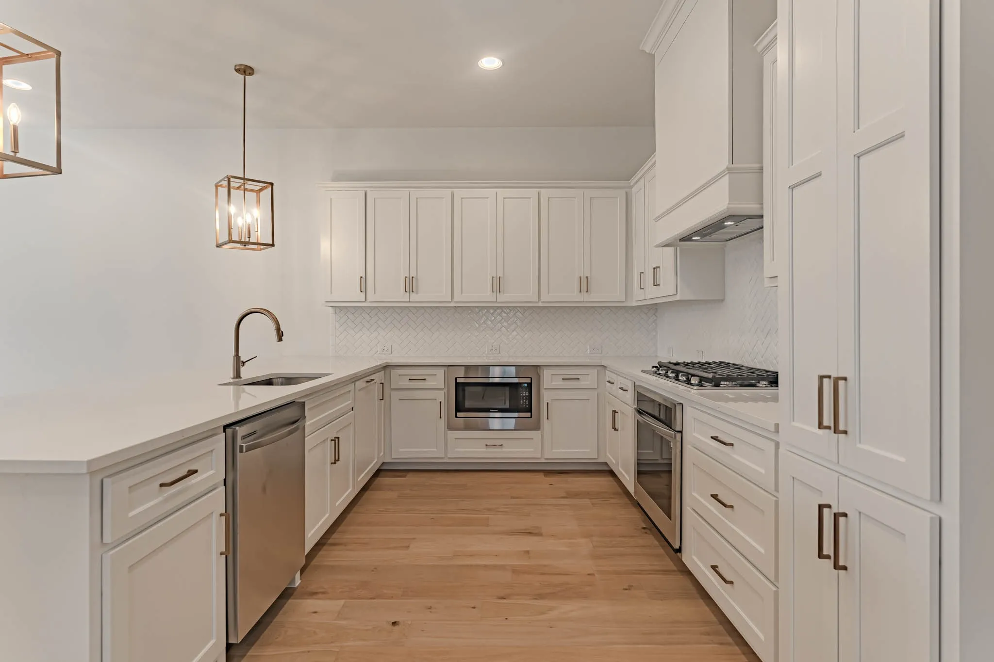 Townhouse For Sale in Tarrant County , 340 Nursery Lane, Fort Worth, Texas 76114, 3 Bedroom, 3 Bathroom, 2 Garage spaces, 2,053 Sqft, built in 2026, mls#21374033, Real Estate Agent in Fort Worth, Homes For Sale in Tarrant county, Homes For Sale in Fort Worth, Realtor in Fort Worth Texas, Real Estate Brokerage Independent Realty Texas, Luminita Cordes Realtor