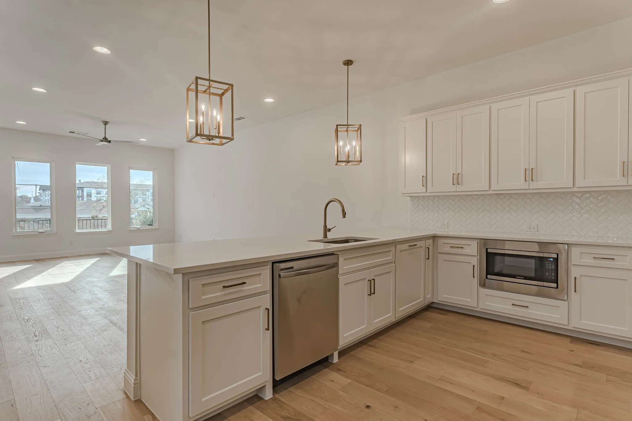 Townhouse For Sale in Tarrant County , 340 Nursery Lane, Fort Worth, Texas 76114, 3 Bedroom, 3 Bathroom, 2 Garage spaces, 2,053 Sqft, built in 2026, mls#21374033, Real Estate Agent in Fort Worth, Homes For Sale in Tarrant county, Homes For Sale in Fort Worth, Realtor in Fort Worth Texas, Real Estate Brokerage Independent Realty Texas, Luminita Cordes Realtor