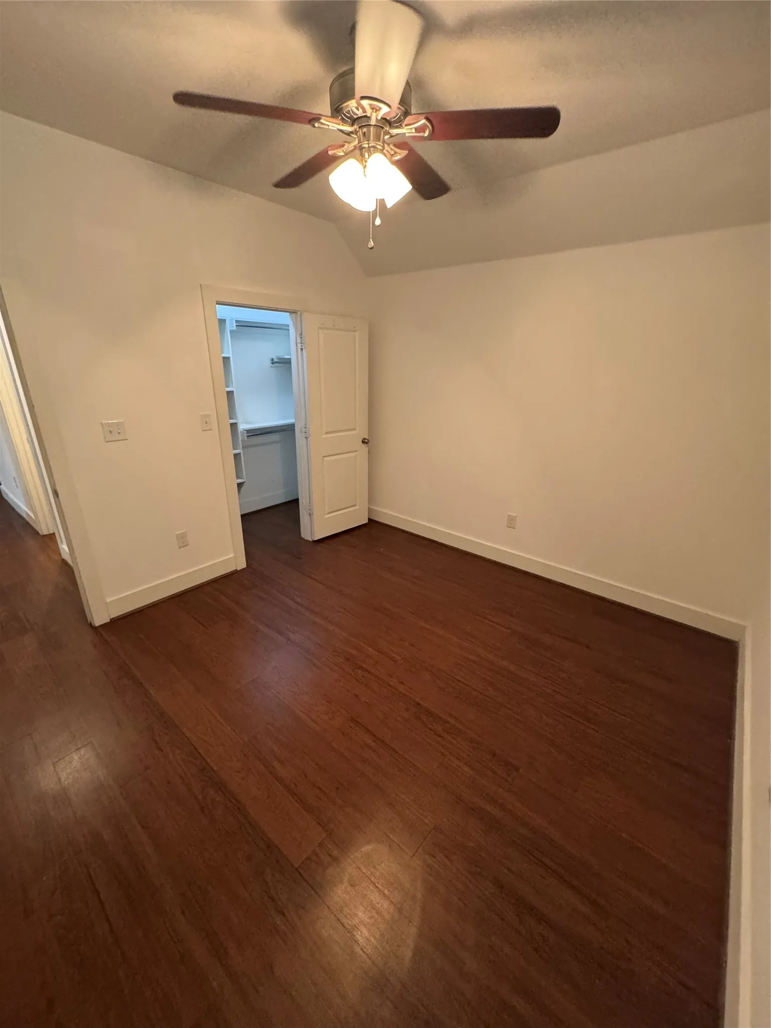 Apartment For Rent in Denton County , 910 Fannin 203, Denton, Texas 76201, 2 Bedroom, 2 Bathroom, Garage spaces, 925 Sqft, built in 2017, mls#21374040, Real Estate Agent in Denton, Homes For Rent in Denton county, Homes For Rent in Denton, Realtor in Denton Texas, Real Estate Brokerage Independent Realty Texas, Luminita Cordes Realtor