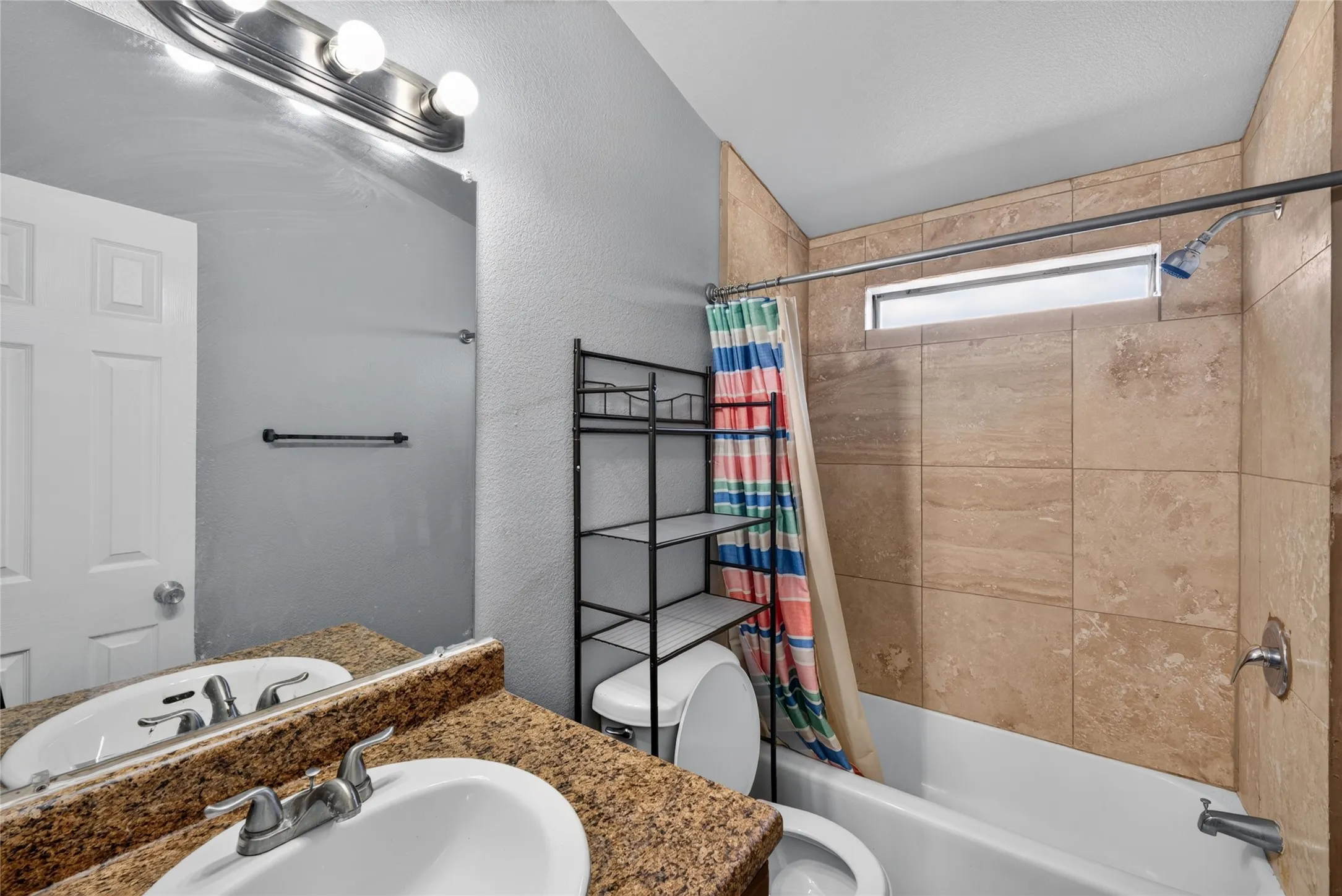 Mobile Home For Rent in Johnson County , 1341 Flying L Lane 16, Mansfield, Texas 76063, 3 Bedroom, 2 Bathroom, Garage spaces, 1,400 Sqft, built in 1982, mls#21373958, Real Estate Agent in Mansfield, Homes For Rent in Johnson county, Homes For Rent in Mansfield, Realtor in Mansfield Texas, Real Estate Brokerage Independent Realty Texas, Luminita Cordes Realtor