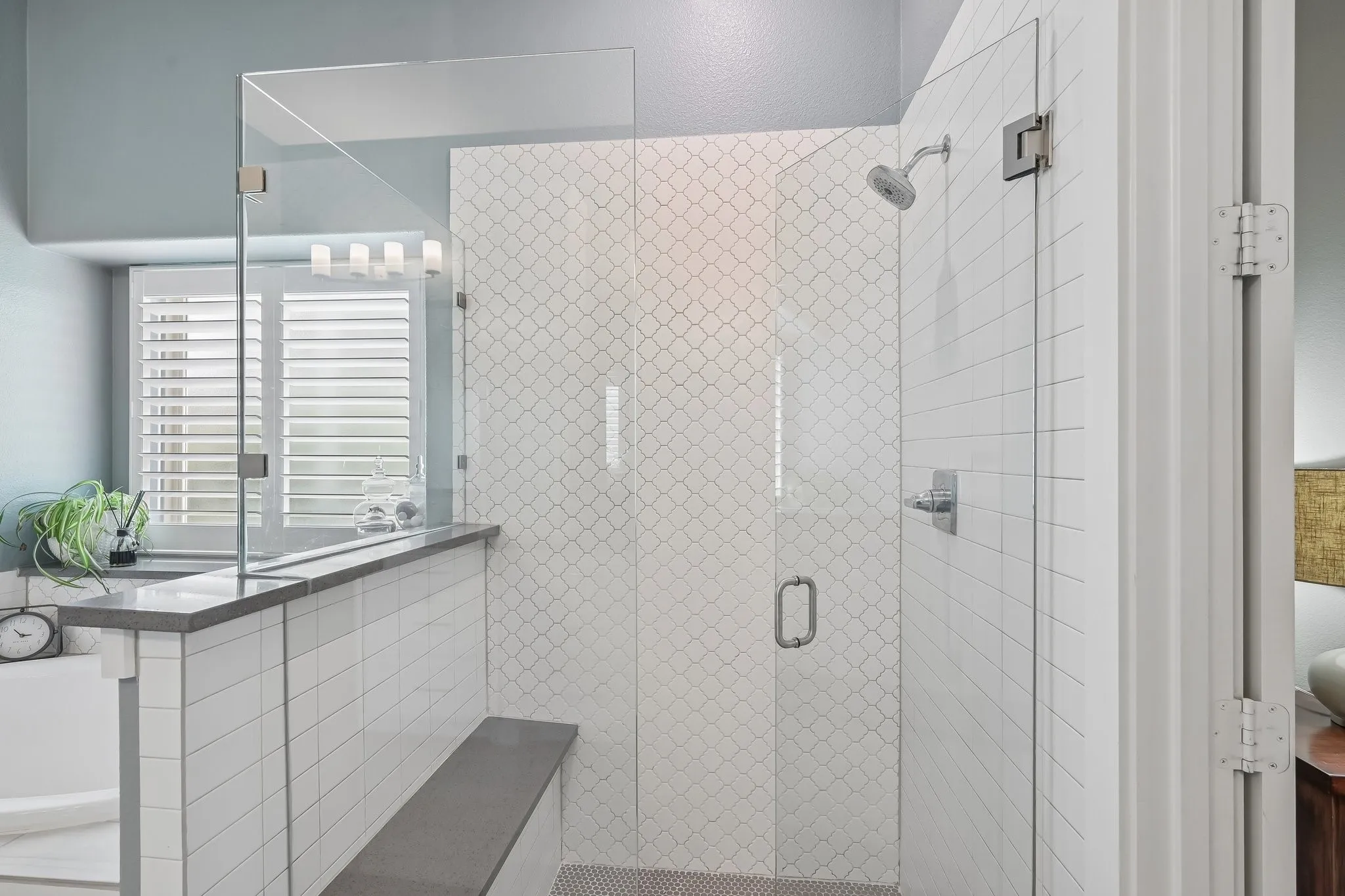 Single Family Residence For Sale in Rockwall County , 204 Falcon Point Drive, Heath, Texas 75032, 4 Bedroom, 4 Bathroom, 3 Garage spaces, 3,618 Sqft, built in 2019, mls#21373964, Real Estate Agent in Heath, Homes For Sale in Rockwall county, Homes For Sale in Heath, Realtor in Heath Texas, Real Estate Brokerage Independent Realty Texas, Luminita Cordes Realtor