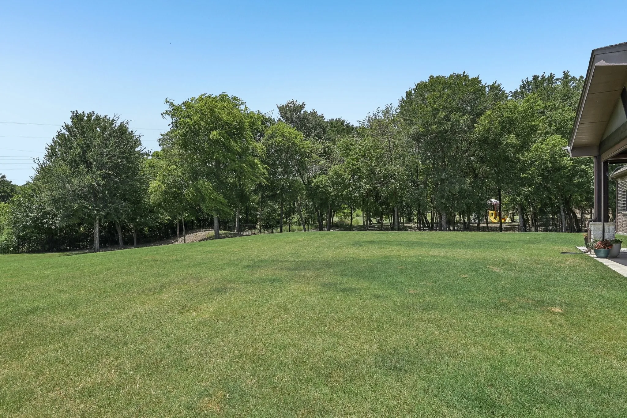 Single Family Residence For Sale in Rockwall County , 204 Falcon Point Drive, Heath, Texas 75032, 4 Bedroom, 4 Bathroom, 3 Garage spaces, 3,618 Sqft, built in 2019, mls#21373964, Real Estate Agent in Heath, Homes For Sale in Rockwall county, Homes For Sale in Heath, Realtor in Heath Texas, Real Estate Brokerage Independent Realty Texas, Luminita Cordes Realtor