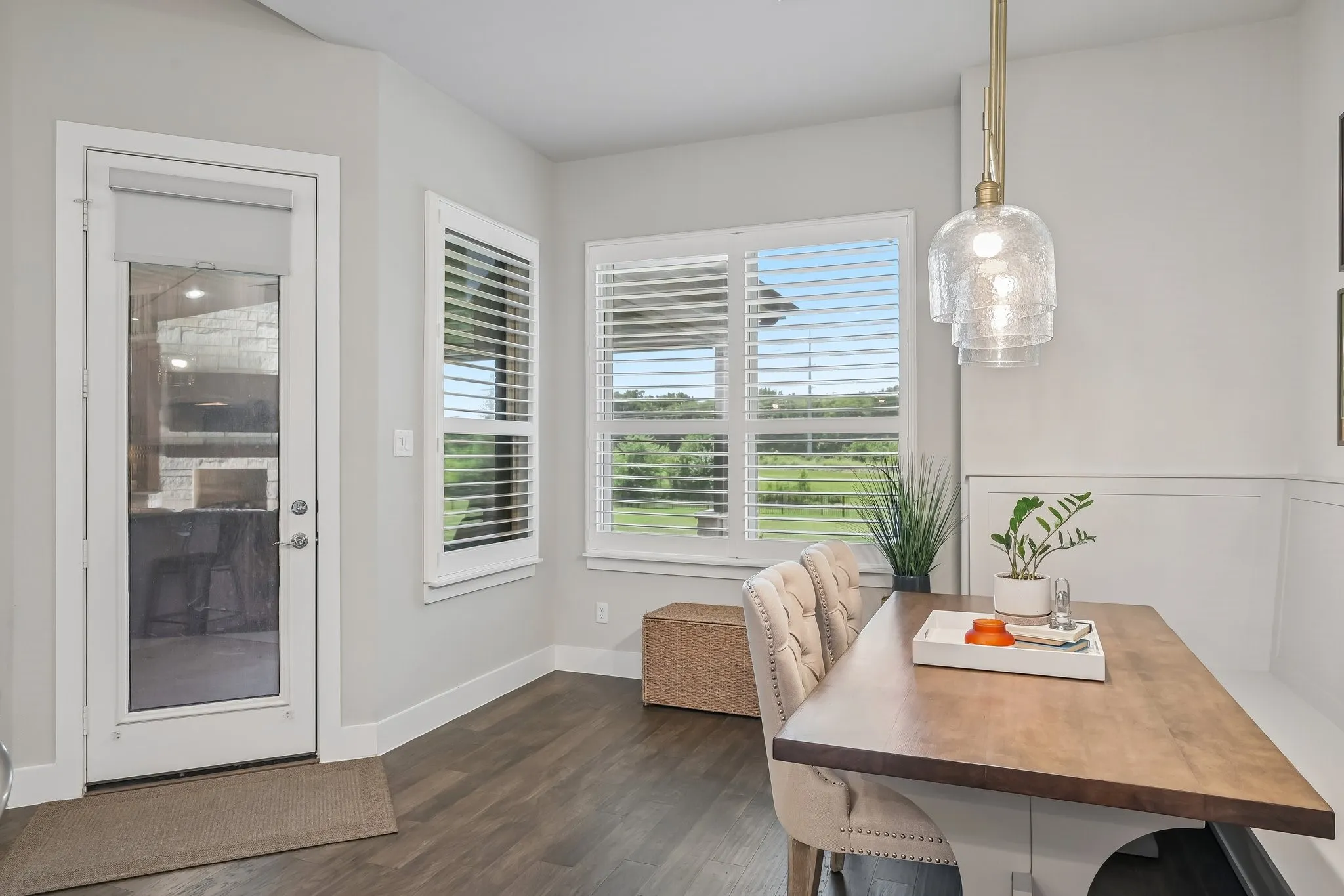 Single Family Residence For Sale in Rockwall County , 204 Falcon Point Drive, Heath, Texas 75032, 4 Bedroom, 4 Bathroom, 3 Garage spaces, 3,618 Sqft, built in 2019, mls#21373964, Real Estate Agent in Heath, Homes For Sale in Rockwall county, Homes For Sale in Heath, Realtor in Heath Texas, Real Estate Brokerage Independent Realty Texas, Luminita Cordes Realtor