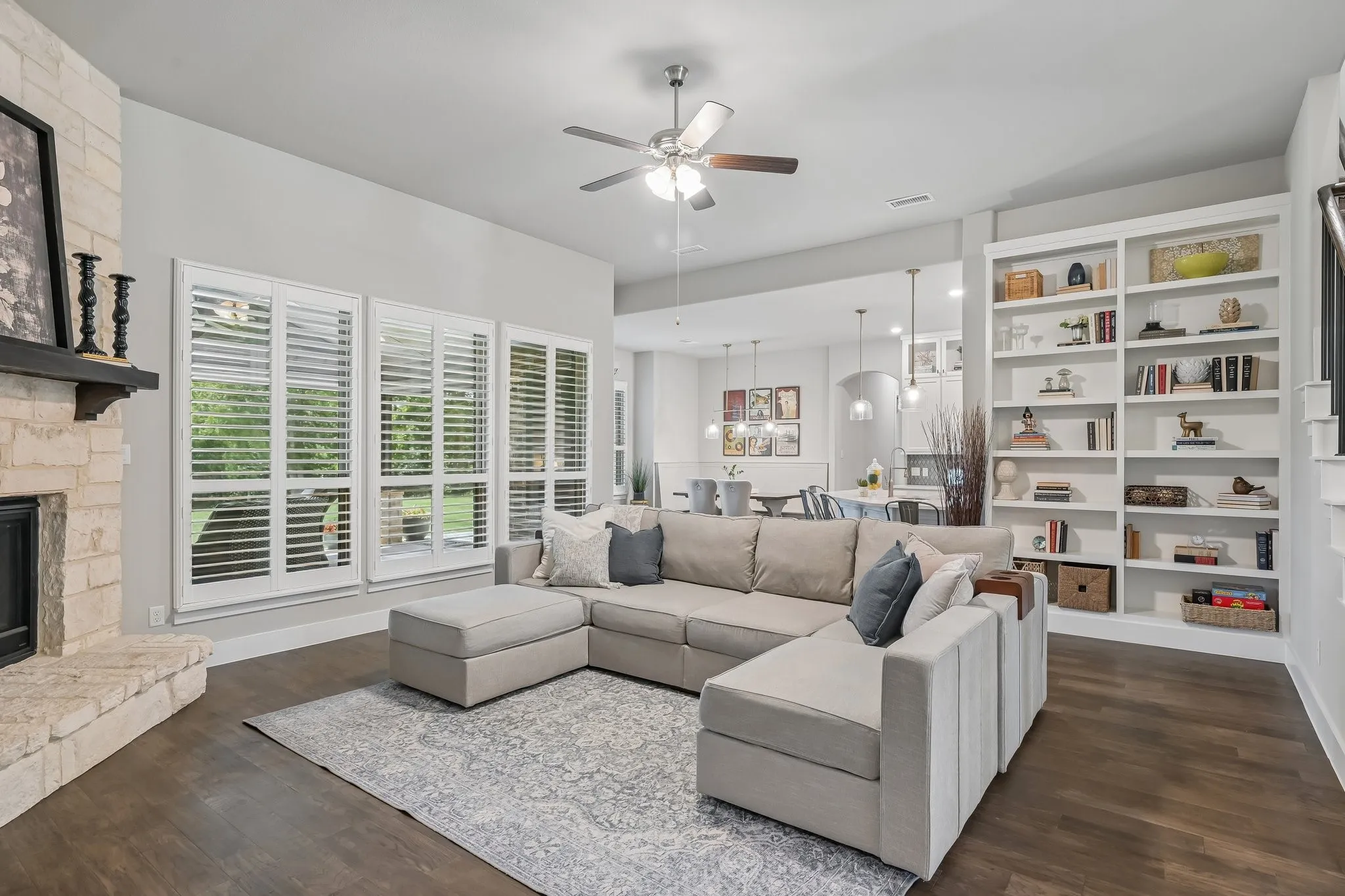 Single Family Residence For Sale in Rockwall County , 204 Falcon Point Drive, Heath, Texas 75032, 4 Bedroom, 4 Bathroom, 3 Garage spaces, 3,618 Sqft, built in 2019, mls#21373964, Real Estate Agent in Heath, Homes For Sale in Rockwall county, Homes For Sale in Heath, Realtor in Heath Texas, Real Estate Brokerage Independent Realty Texas, Luminita Cordes Realtor