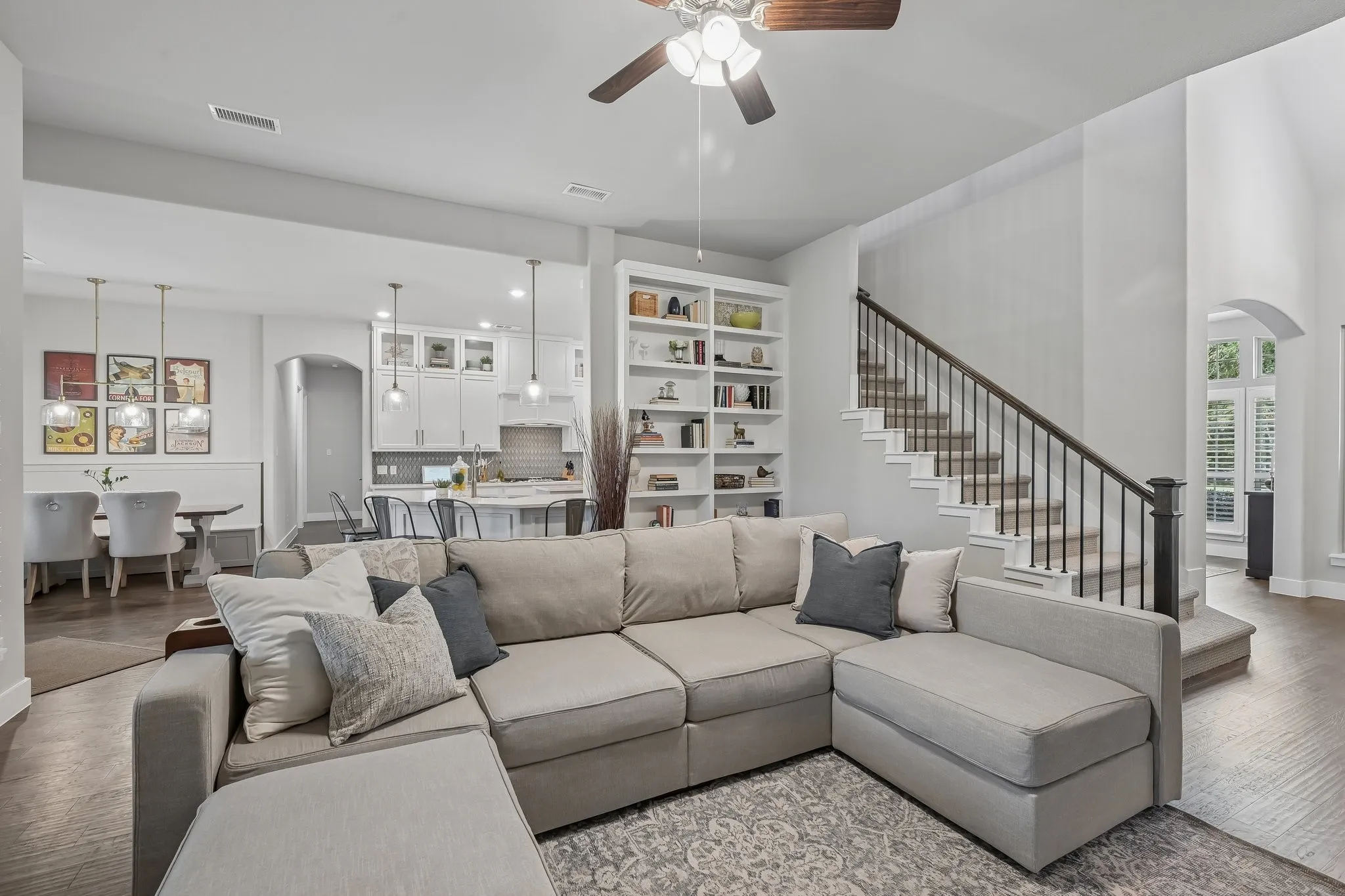 Single Family Residence For Sale in Rockwall County , 204 Falcon Point Drive, Heath, Texas 75032, 4 Bedroom, 4 Bathroom, 3 Garage spaces, 3,618 Sqft, built in 2019, mls#21373964, Real Estate Agent in Heath, Homes For Sale in Rockwall county, Homes For Sale in Heath, Realtor in Heath Texas, Real Estate Brokerage Independent Realty Texas, Luminita Cordes Realtor