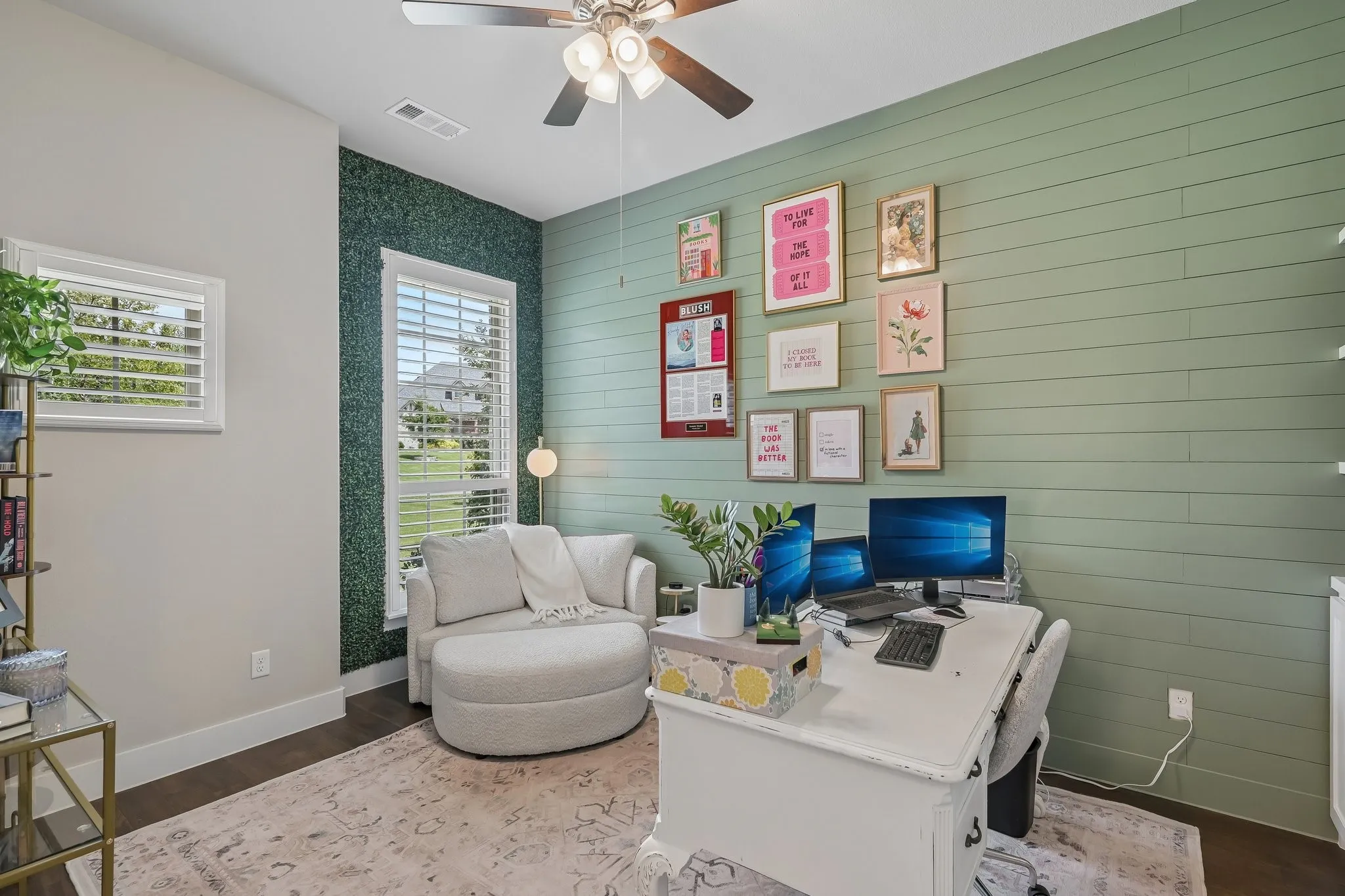 Single Family Residence For Sale in Rockwall County , 204 Falcon Point Drive, Heath, Texas 75032, 4 Bedroom, 4 Bathroom, 3 Garage spaces, 3,618 Sqft, built in 2019, mls#21373964, Real Estate Agent in Heath, Homes For Sale in Rockwall county, Homes For Sale in Heath, Realtor in Heath Texas, Real Estate Brokerage Independent Realty Texas, Luminita Cordes Realtor
