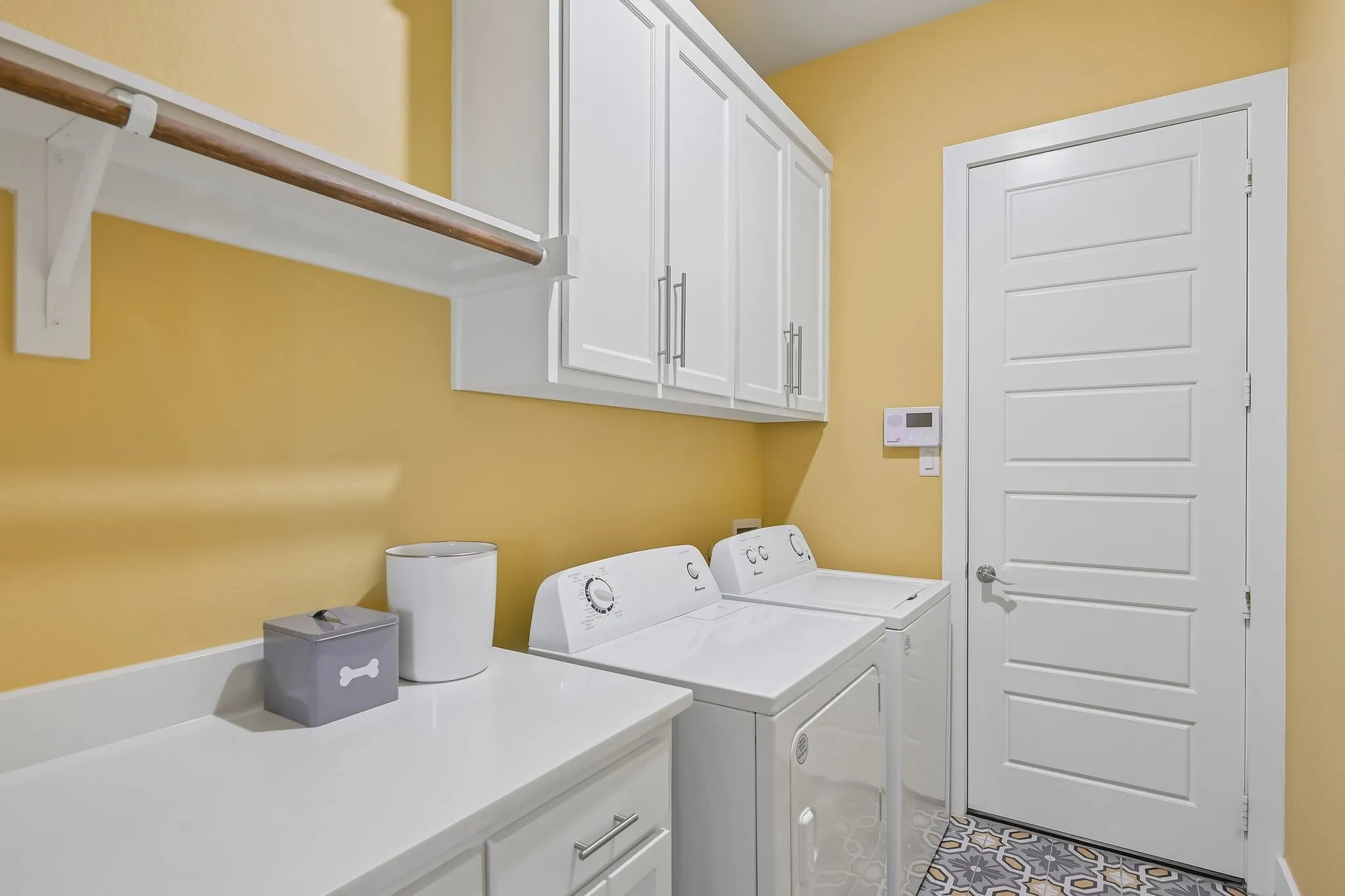 Single Family Residence For Sale in Rockwall County , 204 Falcon Point Drive, Heath, Texas 75032, 4 Bedroom, 4 Bathroom, 3 Garage spaces, 3,618 Sqft, built in 2019, mls#21373964, Real Estate Agent in Heath, Homes For Sale in Rockwall county, Homes For Sale in Heath, Realtor in Heath Texas, Real Estate Brokerage Independent Realty Texas, Luminita Cordes Realtor