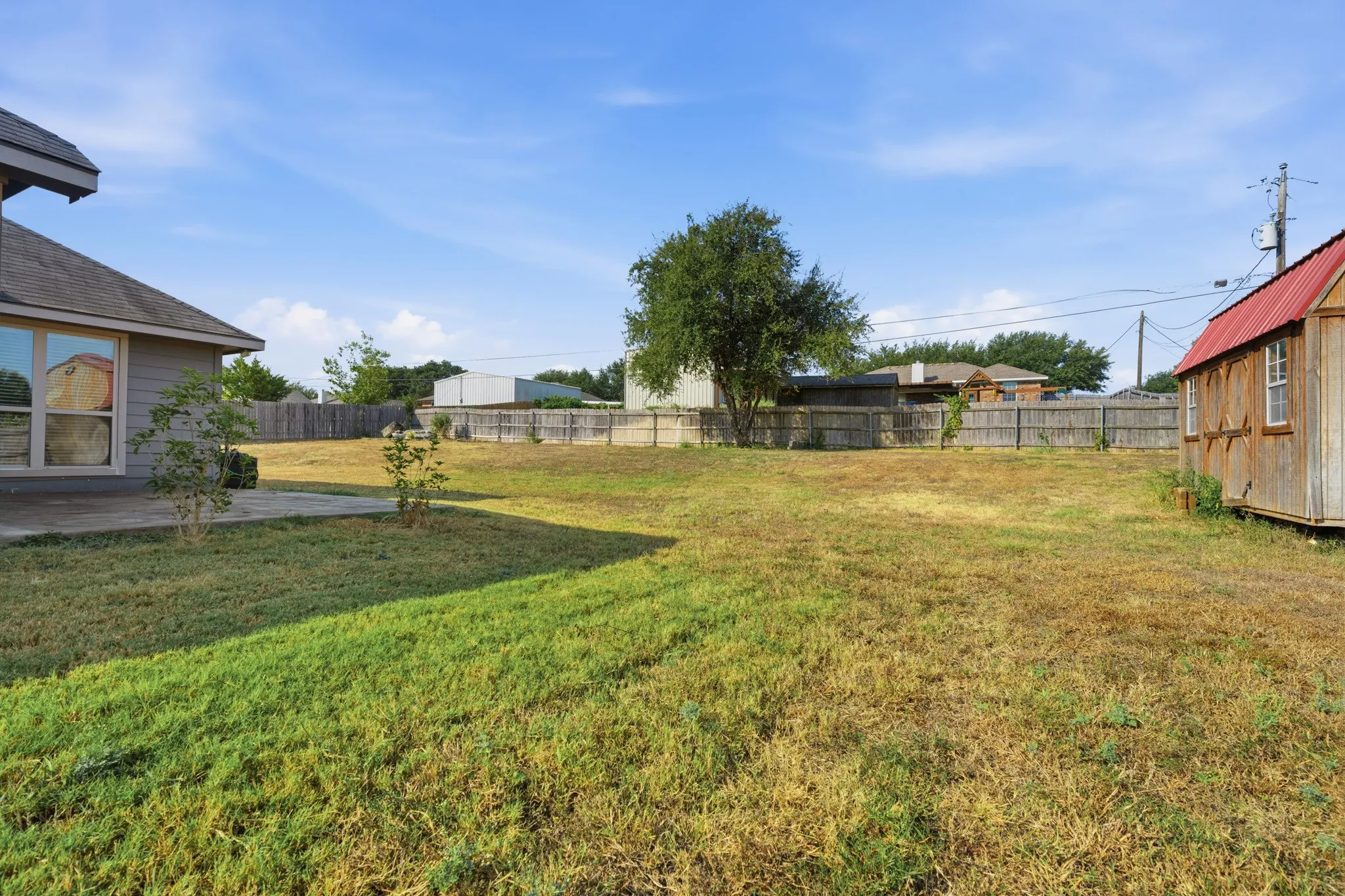 Single Family Residence For Sale in Mc Lennan County , 377 Milky Way Road, Bruceville Eddy, Texas 76630, 3 Bedroom, 2 Bathroom, 2 Garage spaces, 1,868 Sqft, built in 2015, mls#21369968, Real Estate Agent in Bruceville Eddy, Homes For Sale in Mc Lennan county, Homes For Sale in Bruceville Eddy, Realtor in Bruceville Eddy Texas, Real Estate Brokerage Independent Realty Texas, Luminita Cordes Realtor