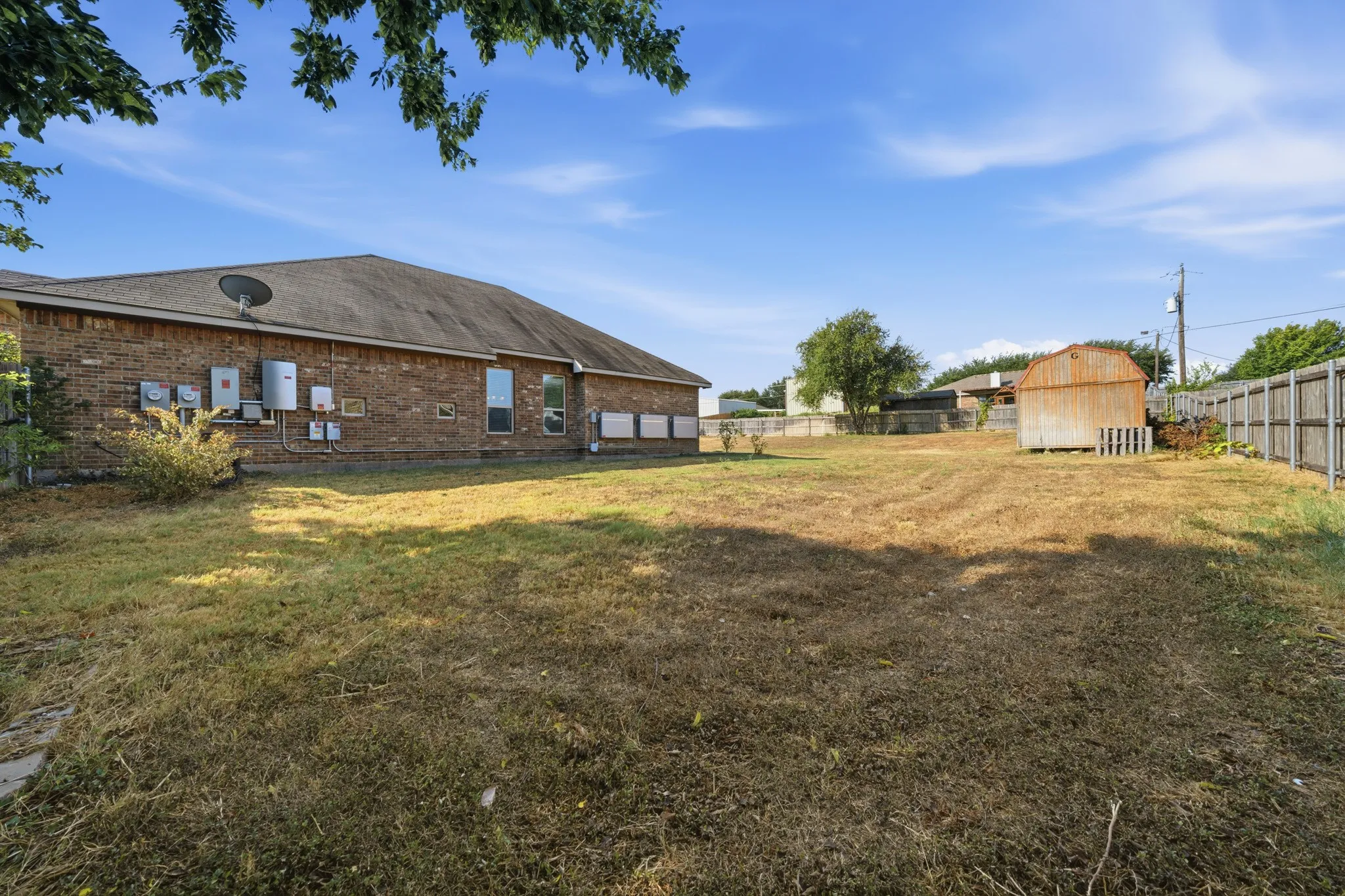 Single Family Residence For Sale in Mc Lennan County , 377 Milky Way Road, Bruceville Eddy, Texas 76630, 3 Bedroom, 2 Bathroom, 2 Garage spaces, 1,868 Sqft, built in 2015, mls#21369968, Real Estate Agent in Bruceville Eddy, Homes For Sale in Mc Lennan county, Homes For Sale in Bruceville Eddy, Realtor in Bruceville Eddy Texas, Real Estate Brokerage Independent Realty Texas, Luminita Cordes Realtor