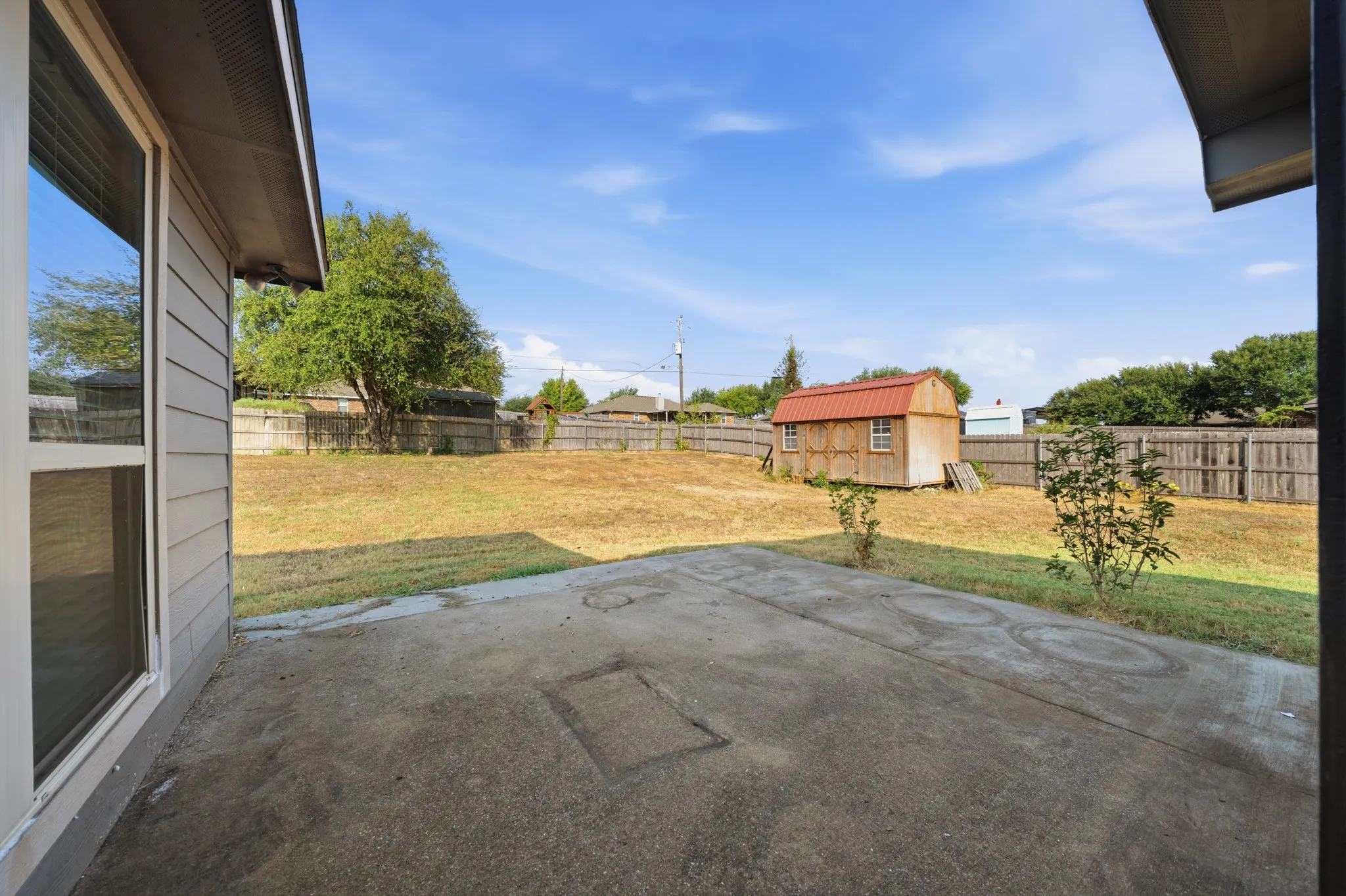 Single Family Residence For Sale in Mc Lennan County , 377 Milky Way Road, Bruceville Eddy, Texas 76630, 3 Bedroom, 2 Bathroom, 2 Garage spaces, 1,868 Sqft, built in 2015, mls#21369968, Real Estate Agent in Bruceville Eddy, Homes For Sale in Mc Lennan county, Homes For Sale in Bruceville Eddy, Realtor in Bruceville Eddy Texas, Real Estate Brokerage Independent Realty Texas, Luminita Cordes Realtor