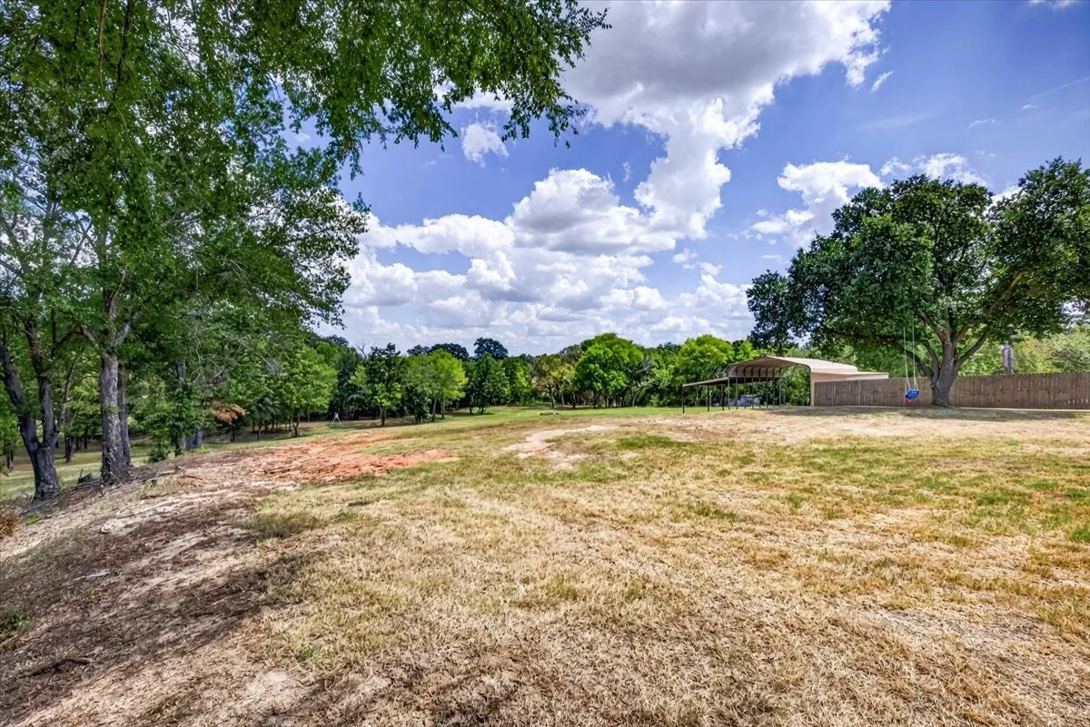 Single Family Residence For Sale in Henderson County , 621 FM 3441, Malakoff, Texas 75148, 4 Bedroom, 3 Bathroom, Garage spaces, 1,792 Sqft, built in 1963, mls#21374059, Real Estate Agent in Malakoff, Homes For Sale in Henderson county, Homes For Sale in Malakoff, Realtor in Malakoff Texas, Real Estate Brokerage Independent Realty Texas, Luminita Cordes Realtor