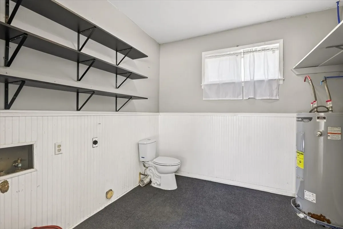 Single Family Residence For Sale in Henderson County , 621 FM 3441, Malakoff, Texas 75148, 4 Bedroom, 3 Bathroom, Garage spaces, 1,792 Sqft, built in 1963, mls#21374059, Real Estate Agent in Malakoff, Homes For Sale in Henderson county, Homes For Sale in Malakoff, Realtor in Malakoff Texas, Real Estate Brokerage Independent Realty Texas, Luminita Cordes Realtor