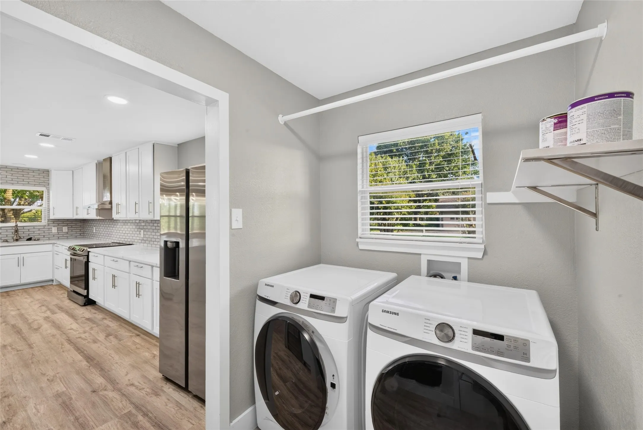Single Family Residence For Rent in Collin County , 3903 Dublin Road, Parker, Texas 75002, 2 Bedroom, 2 Bathroom, 2 Garage spaces, 1,842 Sqft, built in 1976, mls#21374001, Real Estate Agent in Parker, Homes For Rent in Collin county, Homes For Rent in Parker, Realtor in Parker Texas, Real Estate Brokerage Independent Realty Texas, Luminita Cordes Realtor
