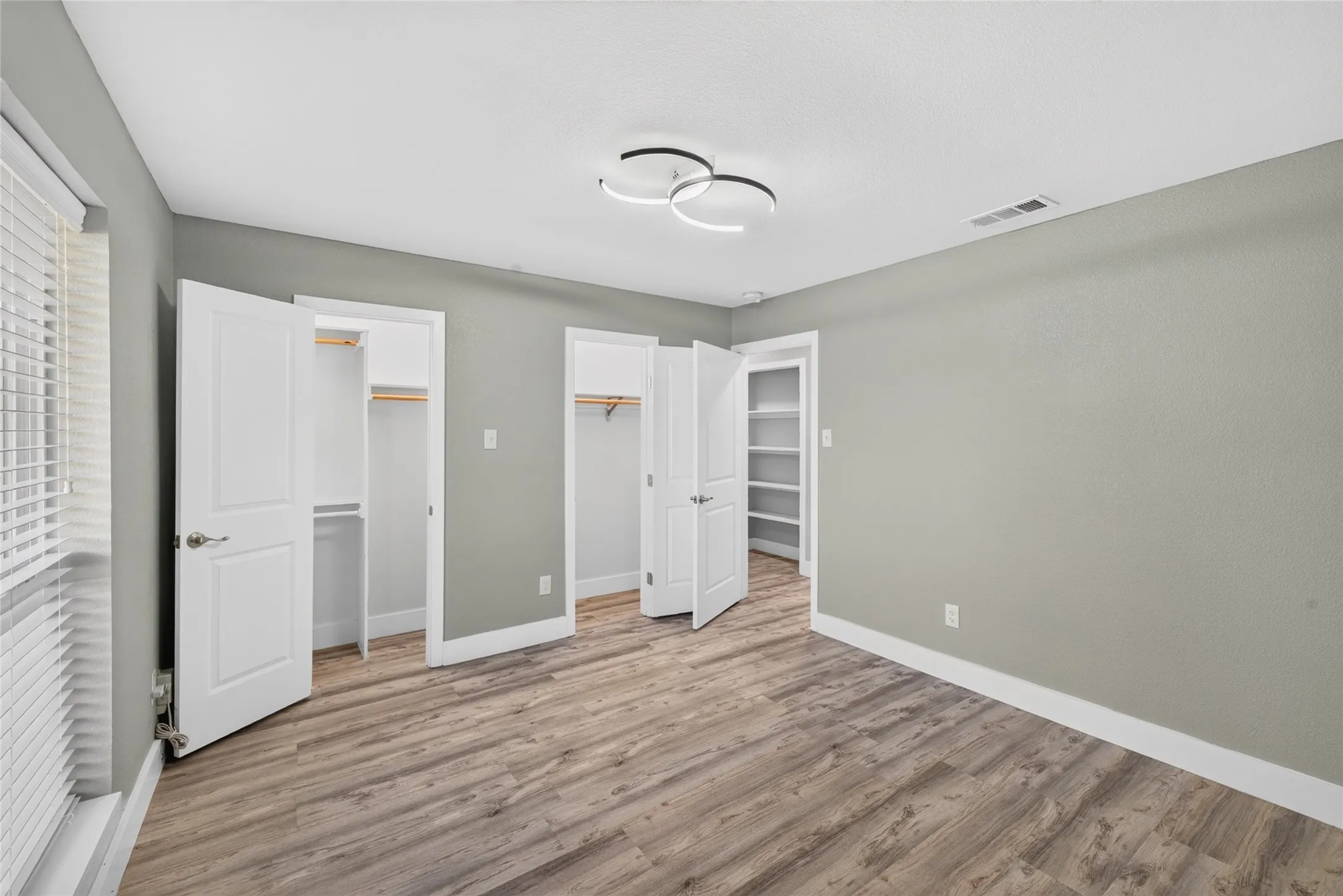 Single Family Residence For Rent in Collin County , 3903 Dublin Road, Parker, Texas 75002, 2 Bedroom, 2 Bathroom, 2 Garage spaces, 1,842 Sqft, built in 1976, mls#21374001, Real Estate Agent in Parker, Homes For Rent in Collin county, Homes For Rent in Parker, Realtor in Parker Texas, Real Estate Brokerage Independent Realty Texas, Luminita Cordes Realtor